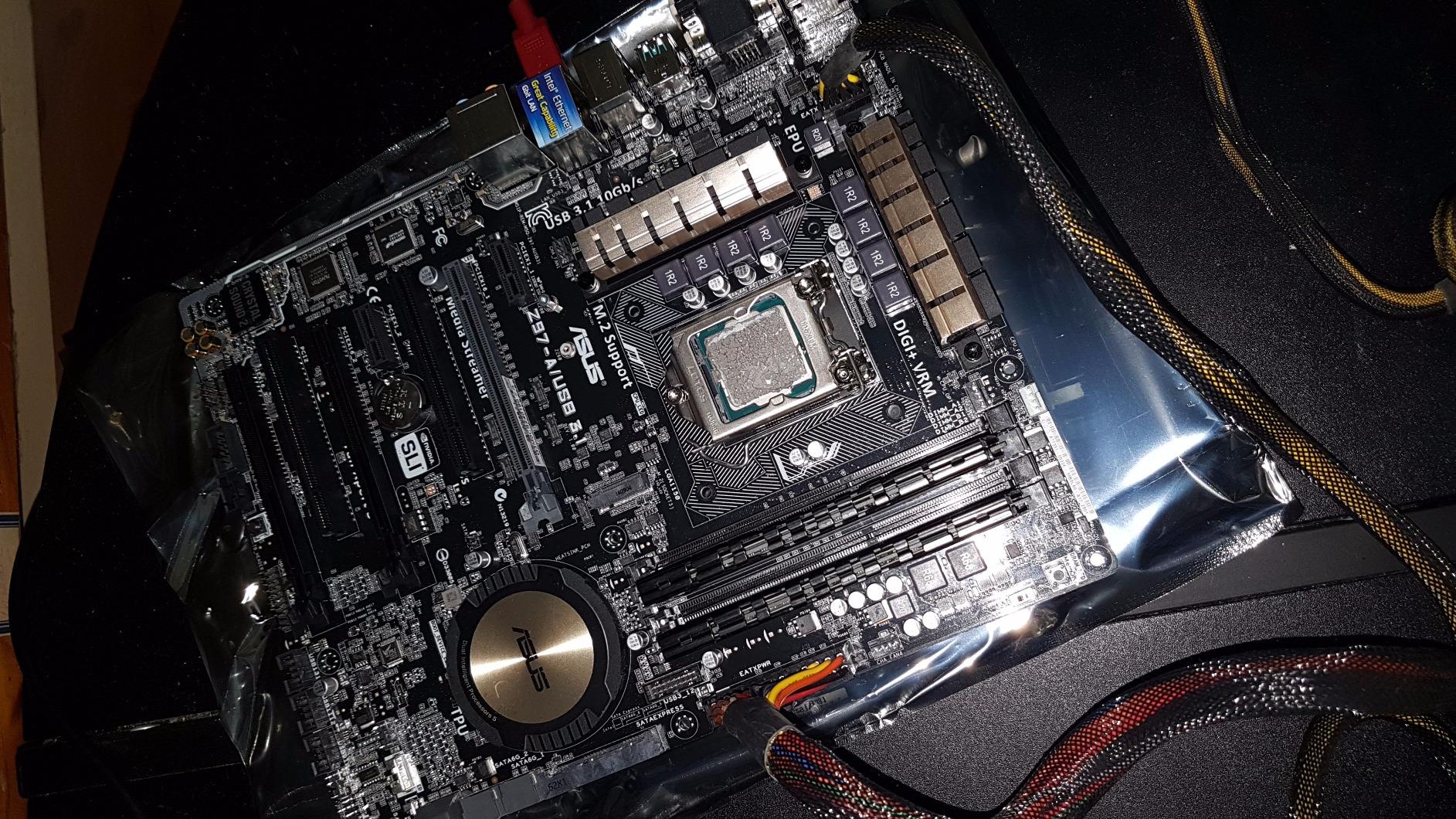 ASUS ATX DDR3 2600 LGA 1150 Motherboards Z97-A/USB 3.1 - Customer Photo 3