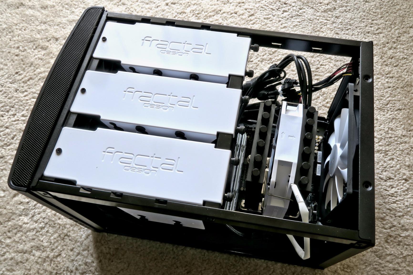 GIGABYTE GA-H170-Gaming 3 LGA1151 Intel H170 ATX DDR4 Gaming Motherboard - Customer Photo 4