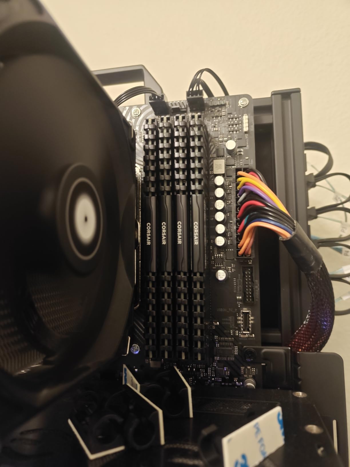 CORSAIR Vengeance LPX DDR4 RAM 32GB (2x16GB) 3200MHz CL16-20-20-38 1.35V Intel AMD Desktop Computer Memory - Black (CMK32GX4M2E3200C16) - Customer Photo 2