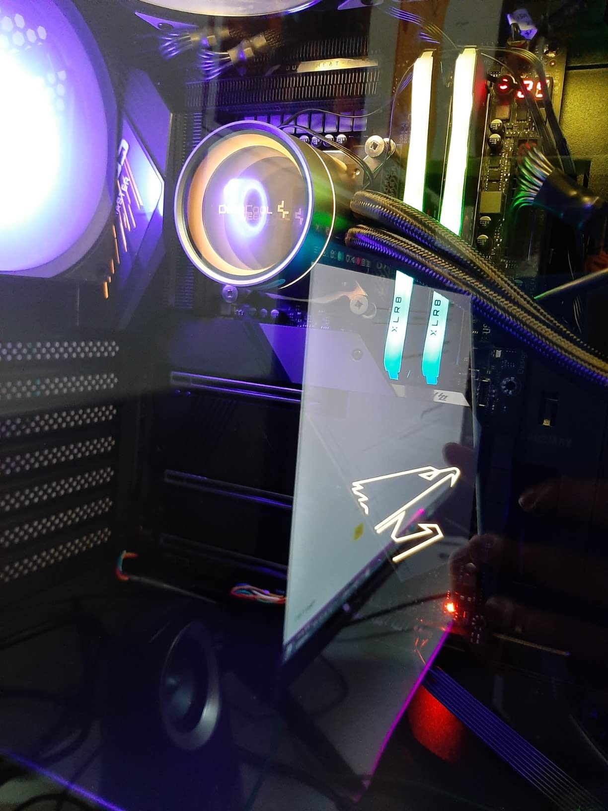 GIGABYTE Z590 AORUS MASTER (LGA 1200/Intel Z590/ATX/Triple M.2/PCIe 4.0/USB 3.2 Gen2X2 Type-C/Intel WIFI 6E/AQUANTIA 10GbE LAN/Gaming Motherboard) Customer Review GIGABYTE Z590 AORUS MASTER (LGA 1200/Intel Z590/ATX/Triple M.2/PCIe 4.0/USB 3.2 Gen2X2 Type-C/Intel WIFI 6E/AQUANTIA 10GbE LAN/Gaming Motherboard) - Customer Photo 0