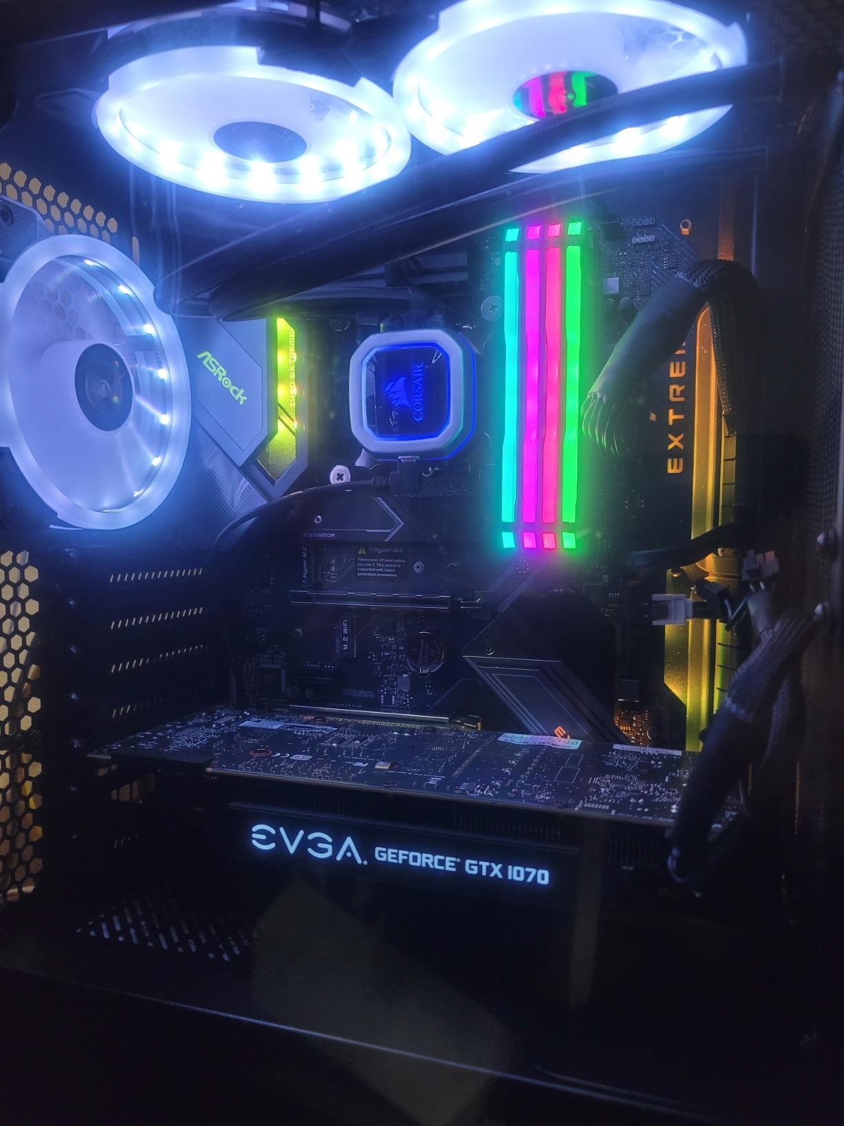 ASRock Z490 Extreme4 Supports 10th Gen and future generation Intel Core Processors (Socket 1200) motherboard - Customer Photo 0