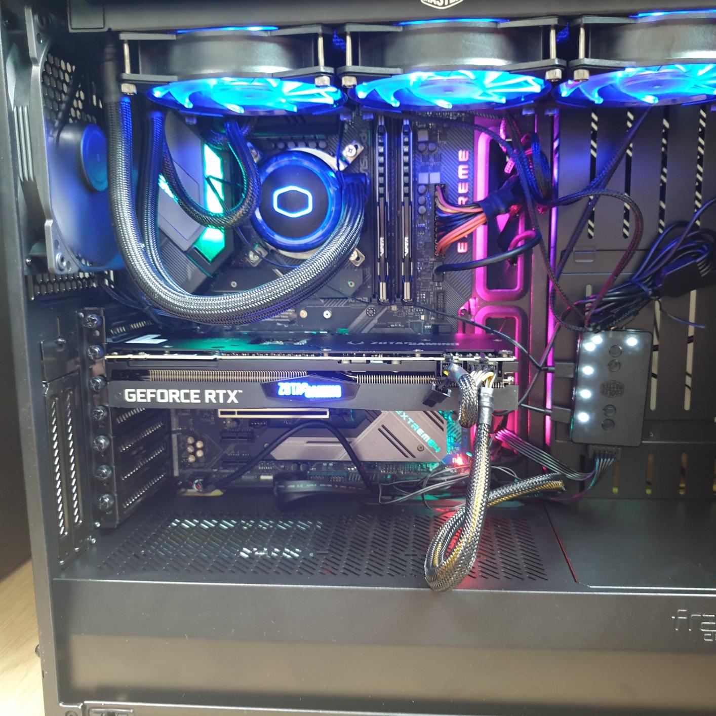 ASRock Z490 Extreme4 Supports 10th Gen and future generation Intel Core Processors (Socket 1200) motherboard - Customer Photo 2