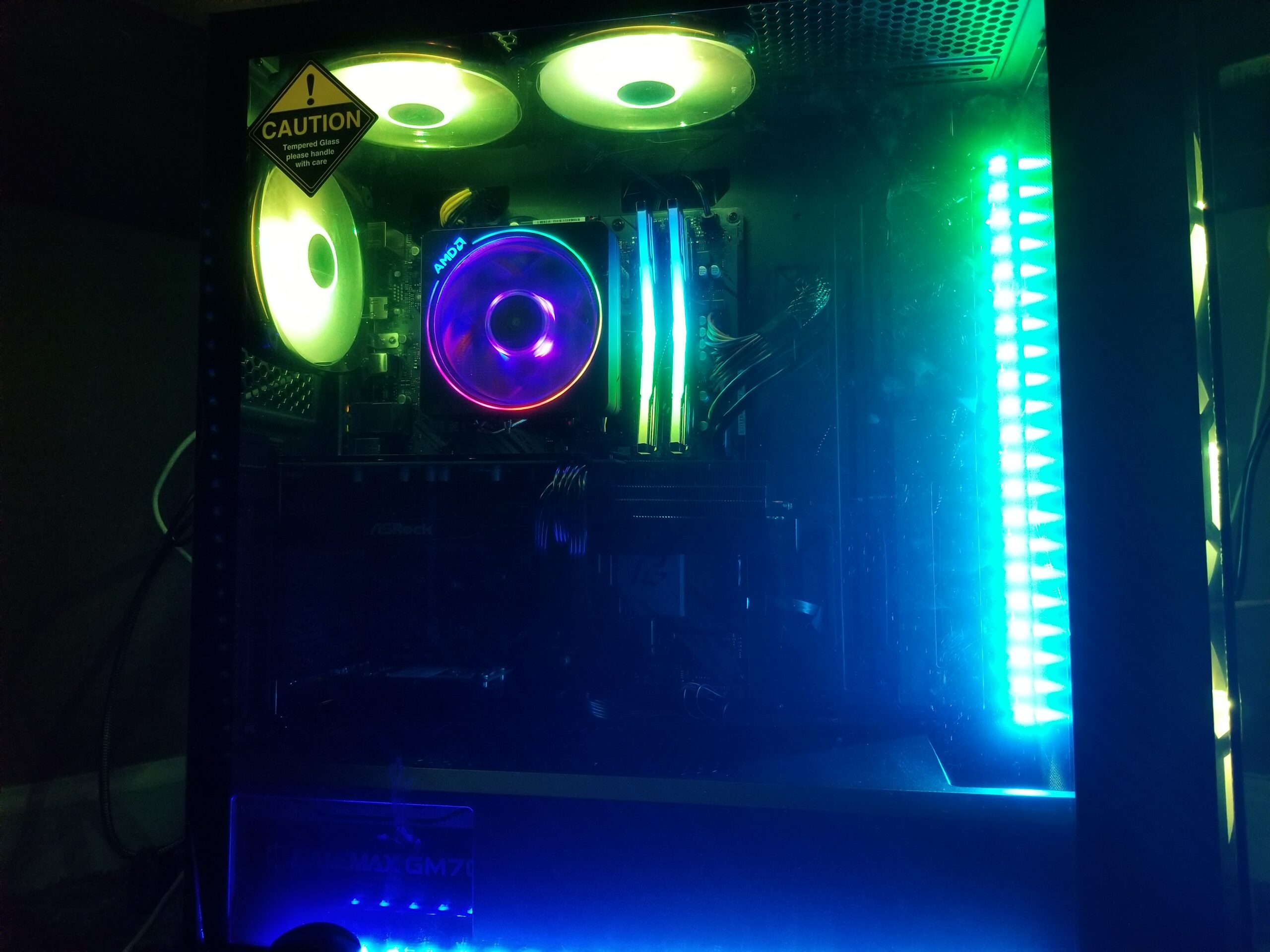 ASRock B550M-HDV AMD AM4 Micro-ATX Motherboard, Supports AMD Ryzen 5000/4000/3000 Series Processors, DDR4 4733+ (OC), PCIe 4.0, Hyper M.2, Gigabit LAN, 6 Power Phase Design - Customer Photo 3