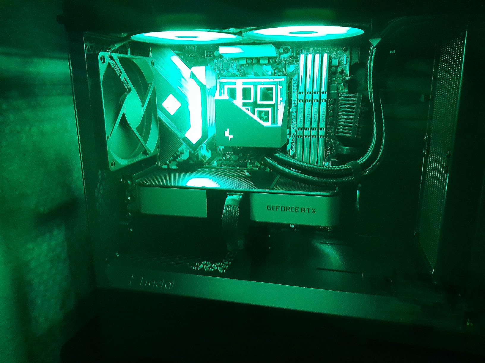 ASRock B550M Steel Legend Supports 3rd Gen AMD AM4 Ryzen / Future AMD Ryzen Processors Motherboard Customer Review ASRock B550M Steel Legend Supports 3rd Gen AMD AM4 Ryzen / Future AMD Ryzen Processors Motherboard - Customer Photo 3