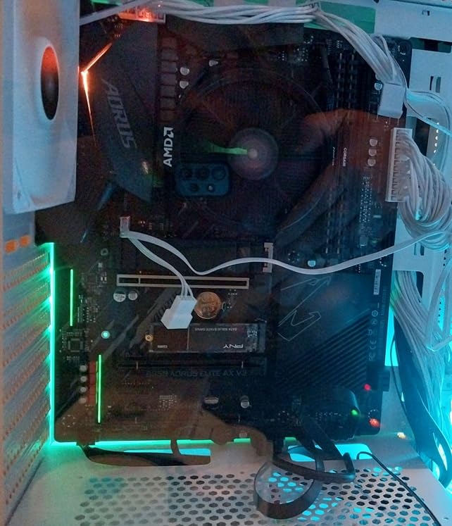 GIGABYTE B550 AORUS Elite AX V2 Motherboard, Supports AMD AM4 Ryzen 5000 Processors, ATX, DDR4, Dual M.2, SATA 6Gb/s, 2.4/5 GHz Dual-Band, 2.5 GbE LAN, PCIe 4.0 Customer Review GIGABYTE B550 AORUS Elite AX V2 Motherboard, Supports AMD AM4 Ryzen 5000 Processors, ATX, DDR4, Dual M.2, SATA 6Gb/s, 2.4/5 GHz Dual-Band, 2.5 GbE LAN, PCIe 4.0 - Customer Photo 2