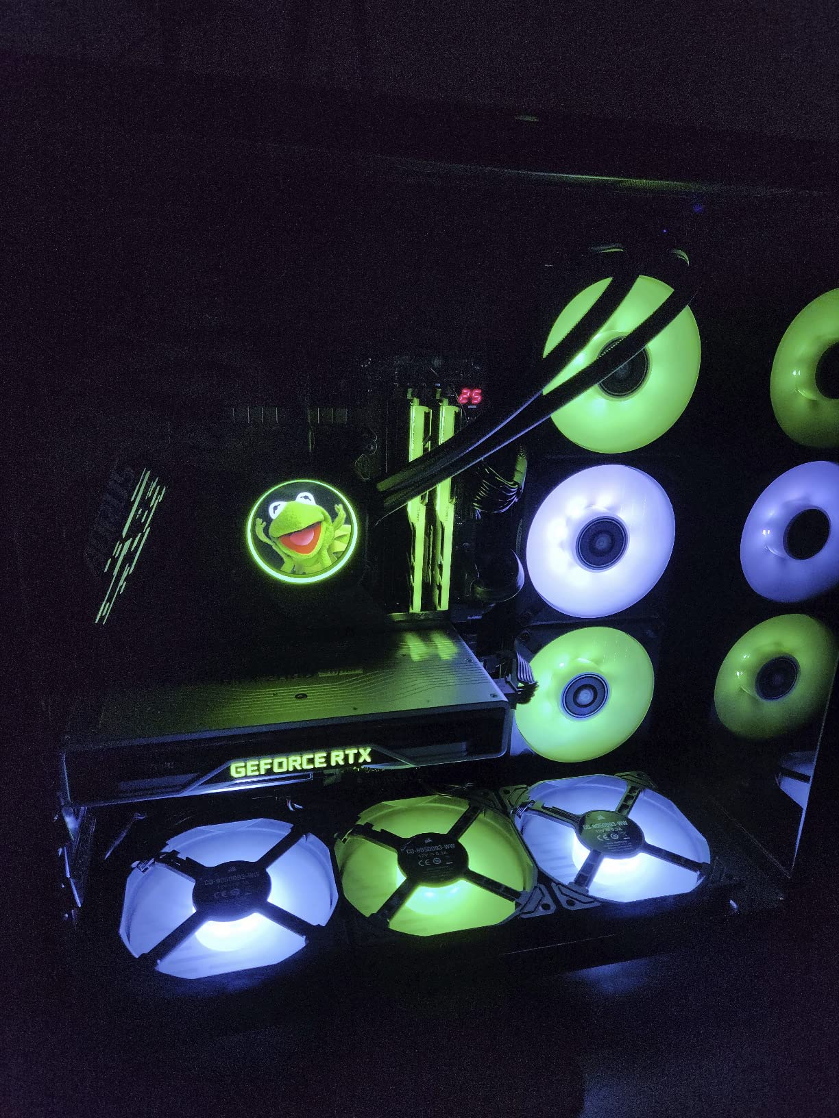 GIGABYTE Z590 AORUS Ultra Intel Z590 Express LGA 1200 ATX Motherboard - Customer Photo 1