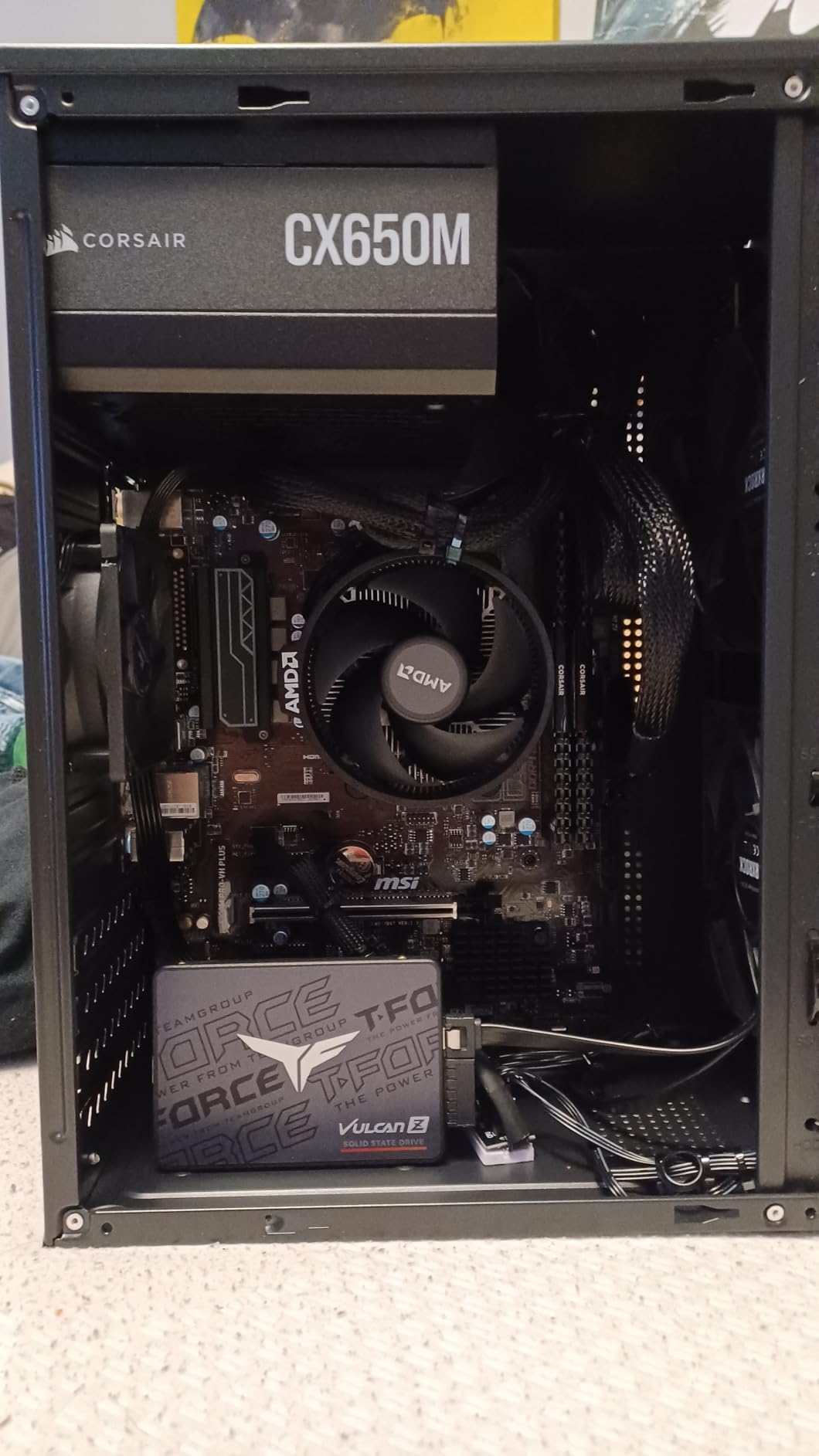 CORSAIR CX650M 80 Plus Bronze Semi-Modular Low-Noise ATX 650 Watt Power Supply - NA - Black Customer Review CORSAIR CX650M 80 Plus Bronze Semi-Modular Low-Noise ATX 650 Watt Power Supply - NA - Black - Customer Photo 2