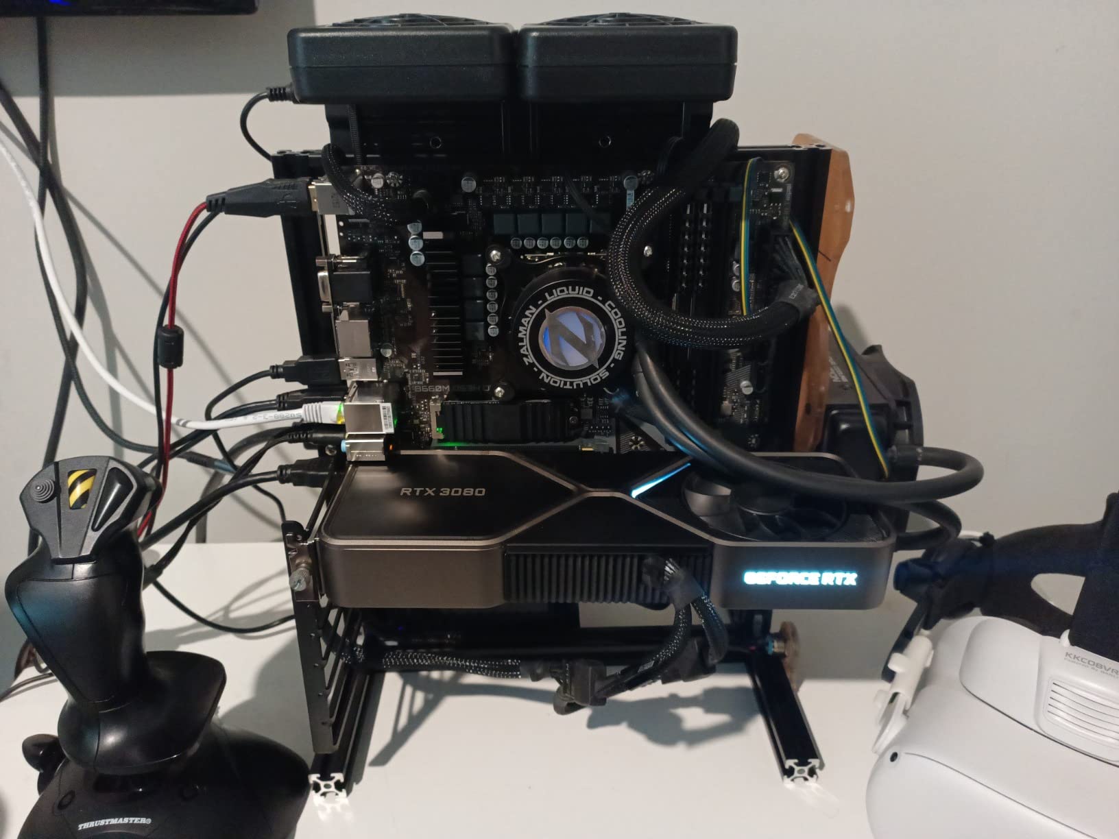 GIGABYTE B660M DS3H DDR4 (B660/ Intel/LGA 1700/ Micro-ATX/ DDR4/ Dual M.2/ PCIe 4.0/ USB 3.2 Gen2 Type-C/ 2.5GbE LAN/Motherboard) - Customer Photo 2