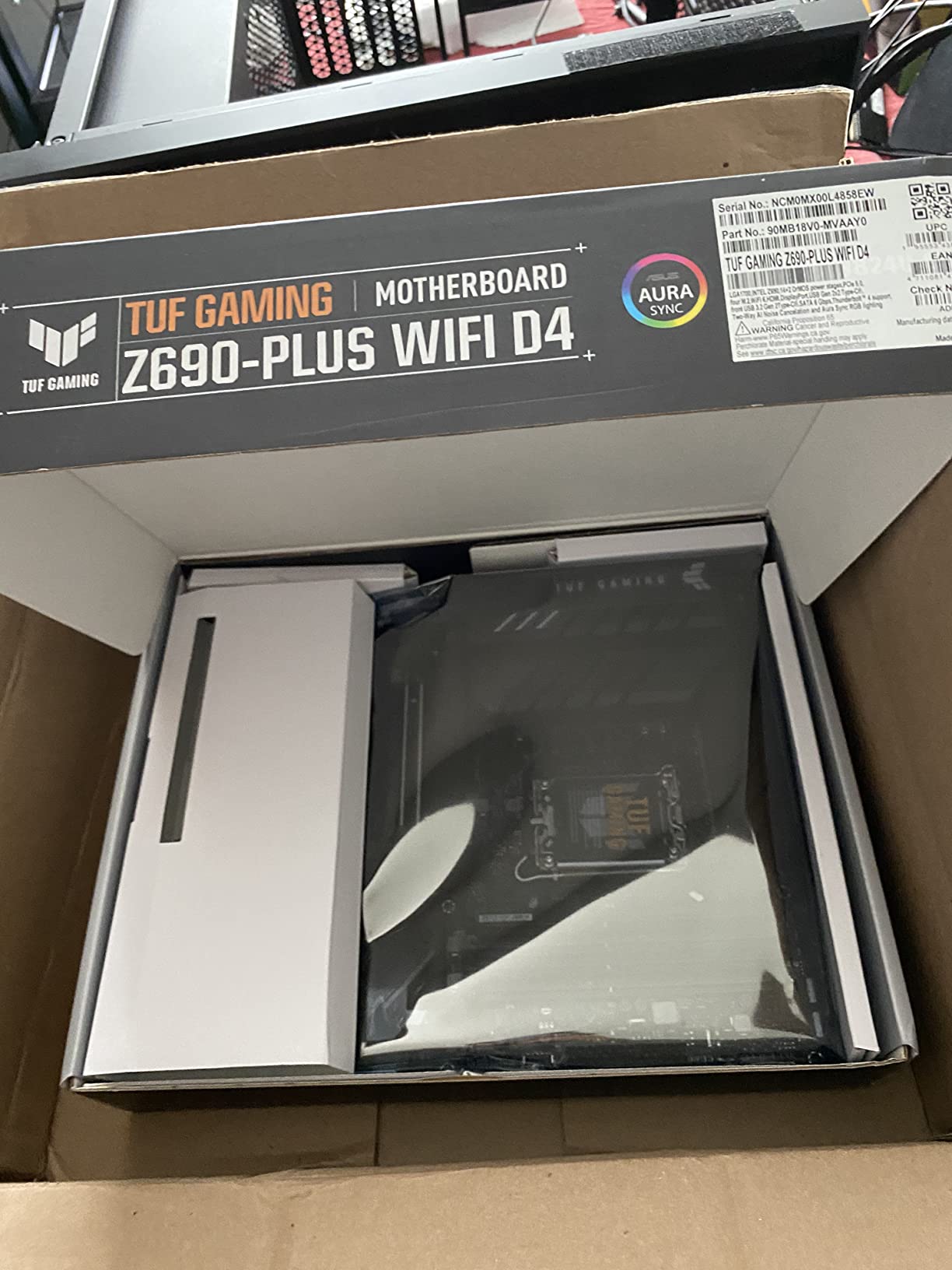 ASUS TUF Gaming Z690-Plus WiFi LGA 1700(Intel12th Gen) ATX Gaming Motherboard(PCIe 5.0,DDR5,4xNVMe SSD,14+2 Power Stages,WiFi 6,2.5Gb LAN,Front USB 3.2 Gen 2 Type-C Ports,Thunderbolt 4) - Customer Photo 4