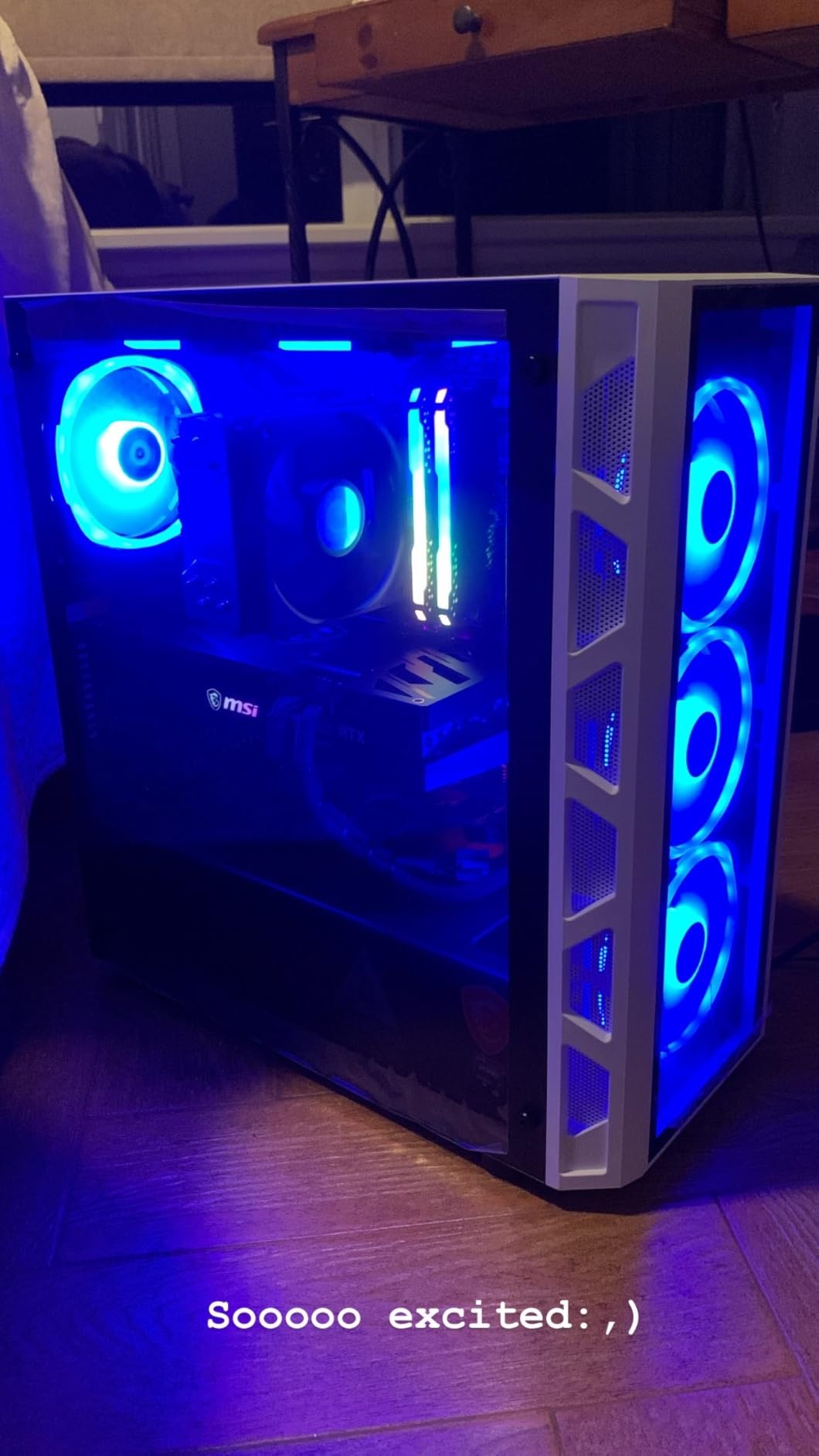 MSI MAG B550 Tomahawk MAX WiFi Gaming Motherboard (AMD Ryzen 5000 Series, AM4, DDR4, PCIe 4.0, SATA 6Gb/s, M.2, USB 3.2 Gen 2, HDMI/DP, Wi-Fi 6E, Bluetooth 5.2, 2.5Gbps LAN, ATX) - Customer Photo 1