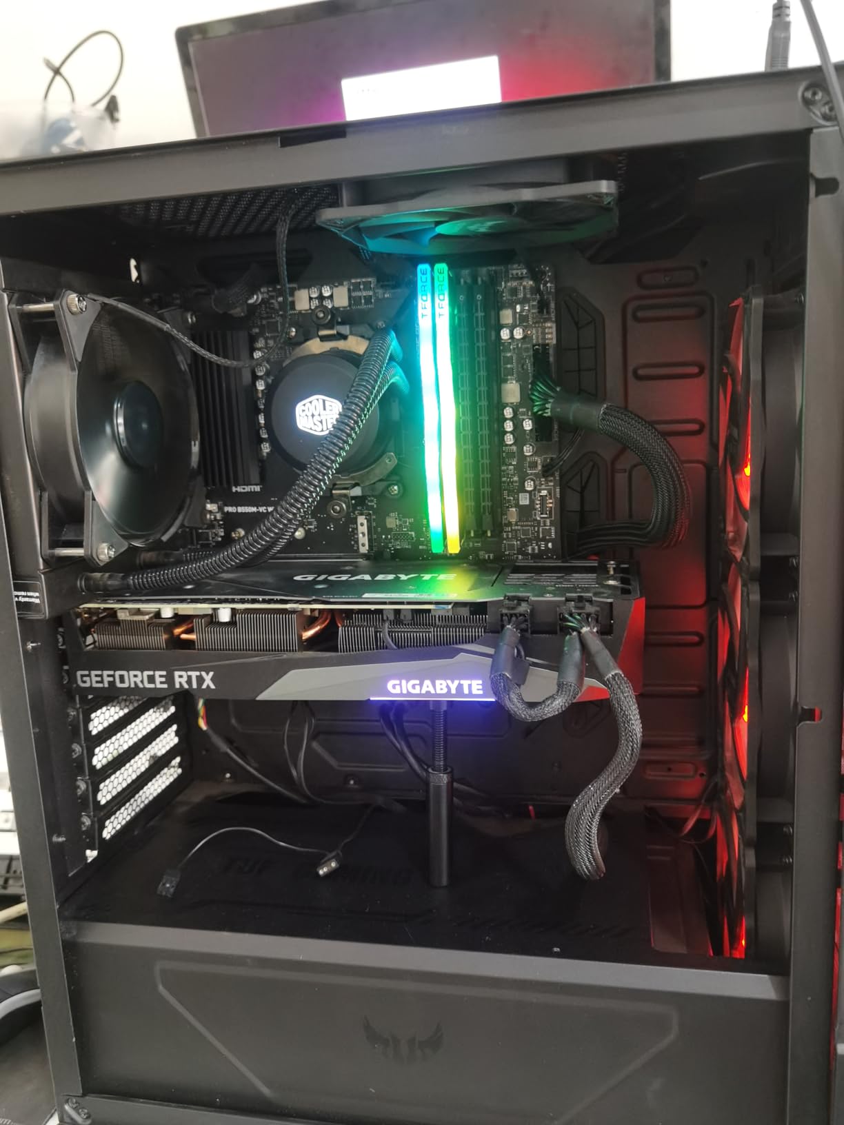 MSI PRO B550M-VC WiFi ProSeries Motherboard (AMD Ryzen 5000 Series, AM4, DDR4, PCIe 4.0, SATA 6Gb/s, M.2, USB 3.2 Gen 2, HDMI/DP, Wi-Fi 6E, Bluetooth 5.2, mATX) - Customer Photo 1