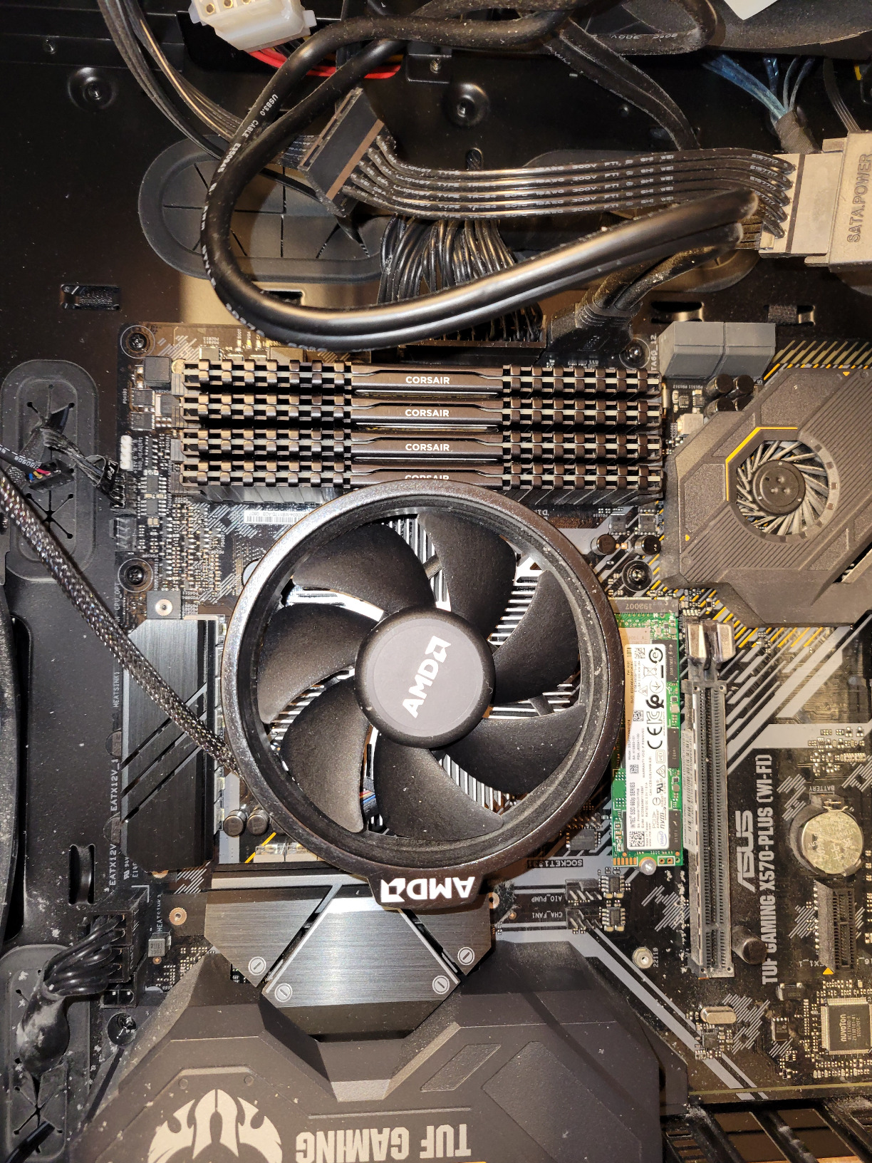 ASUS TUF Gaming X670E-PLUS WiFi 6E Socket AM5 (LGA 1718) Ryzen 7000 ATX Gaming Motherboard, 16 Power Stages, PCIe 5.0, DDR5 Memory, Four M.2 Slots, 2.5 Gb LAN, USB 4, Aura RGB Lighting Customer Review ASUS TUF Gaming X670E-PLUS WiFi 6E Socket AM5 (LGA 1718) Ryzen 7000 ATX Gaming Motherboard, 16 Power Stages, PCIe 5.0, DDR5 Memory, Four M.2 Slots, 2.5 Gb LAN, USB 4, Aura RGB Lighting - Customer Photo 0