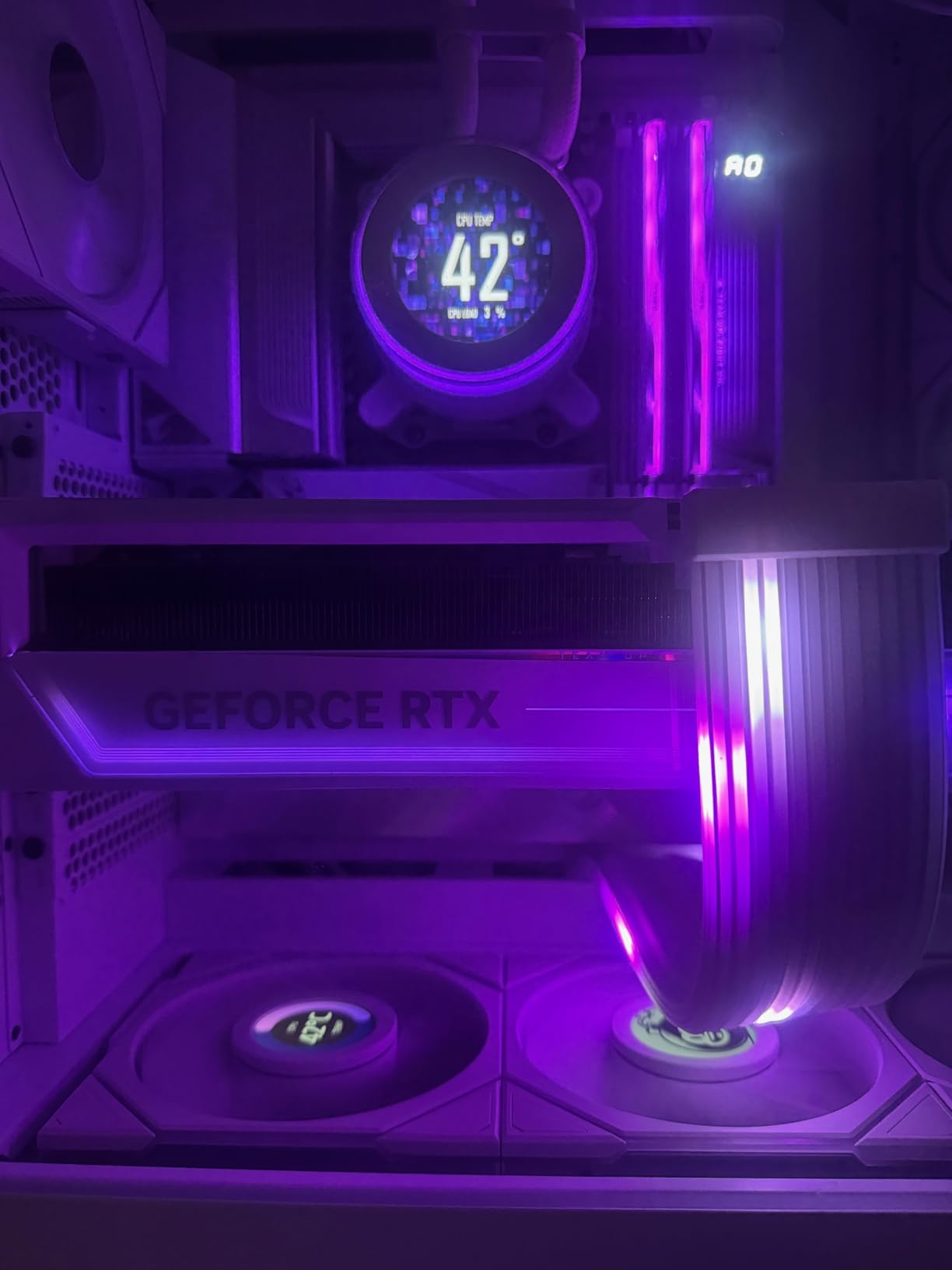 GIGABYTE X670 AORUS Elite AX (AM5/ LGA 1718/ AMD/ X670/ ATX/ 5 Year Warranty/ DDR5/ Quad M.2/ PCIe 5.0/ USB 3.2 Gen2X2 Type-C/AMD WiFi 6E/ 2.5GbE LAN/Q-Flash Plus/M.2 EZ-Latch/Gaming Motherboard) - Customer Photo 1