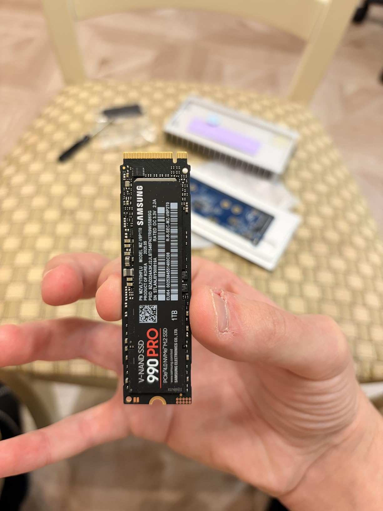 Samsung 990 PRO SSD 2TB NVMe M.2 PCIe Gen4, M.2 2280 Internal Solid State Hard Drive, Seq. Read Speeds Up to 7,450 MB/s for High End Computing, Gaming, and Heavy Duty Workstations, MZ-V9P2T0B/AM - Customer Photo 1