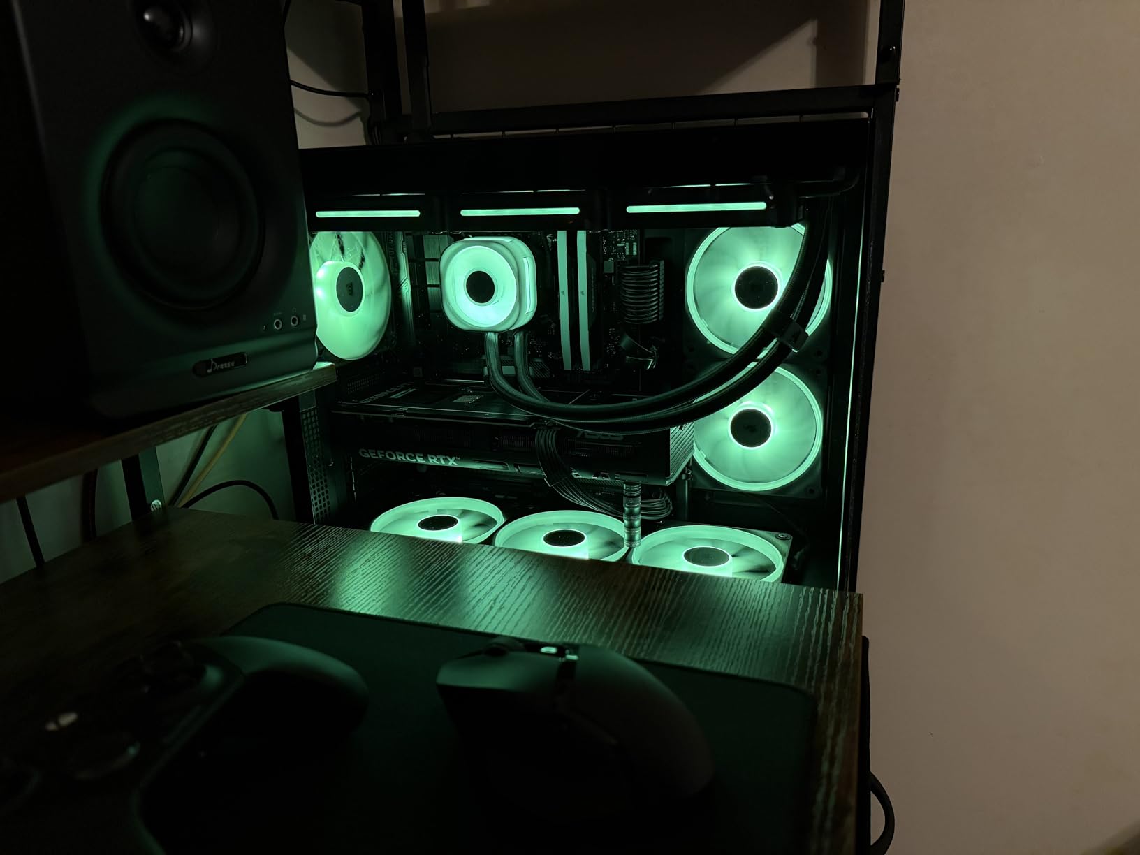 Samsung 990 PRO SSD 2TB NVMe M.2 PCIe Gen4, M.2 2280 Internal Solid State Hard Drive, Seq. Read Speeds Up to 7,450 MB/s for High End Computing, Gaming, and Heavy Duty Workstations, MZ-V9P2T0B/AM - Customer Photo 2