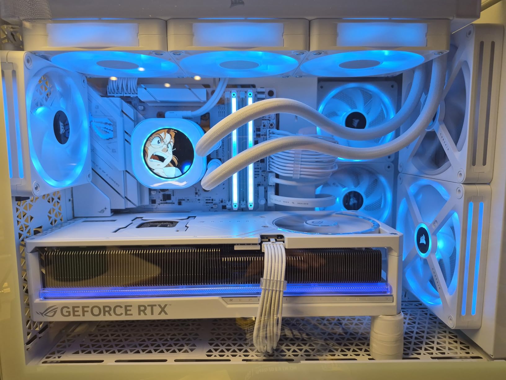 ASUS ROG Strix B650E-F Gaming WiFi AMD B650 AM5 ATX Motherboard 12+2 Power Stages DDR5 PCIe 5.0 - Customer Photo 2