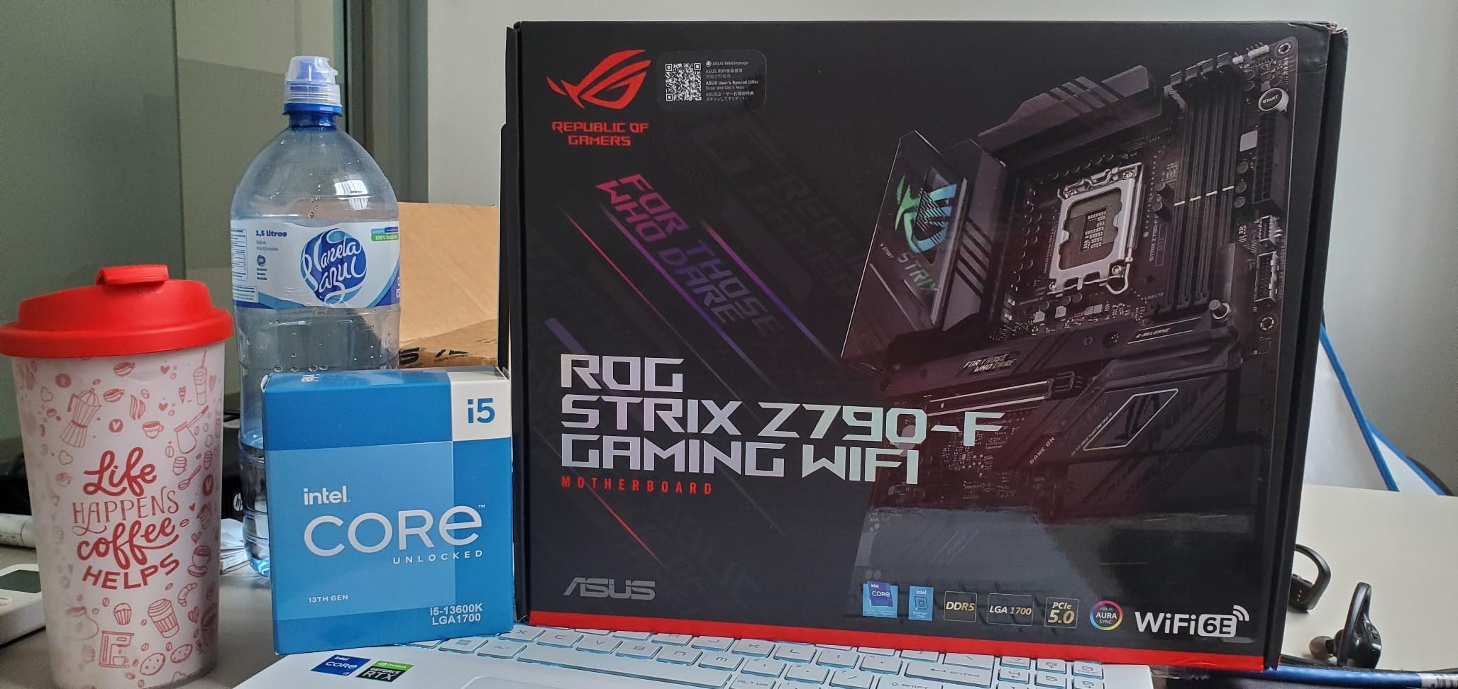 ASUS ROG Strix Z790-F Gaming WiFi 6E LGA 1700 Intel 14th&13th &12th Gen ATX Gaming Motherboard 16 + 1 Power Stages DDR5 Four M.2 Slots PCIe 5.0 WiFi 6E USB 3.2 Gen 2x2 Type-C with PD 3.0 up to 30W Customer Review ASUS ROG Strix Z790-F Gaming WiFi 6E LGA 1700 Intel 14th&13th &12th Gen ATX Gaming Motherboard 16 + 1 Power Stages DDR5 Four M.2 Slots PCIe 5.0 WiFi 6E USB 3.2 Gen 2x2 Type-C with PD 3.0 up to 30W - Customer Photo 2