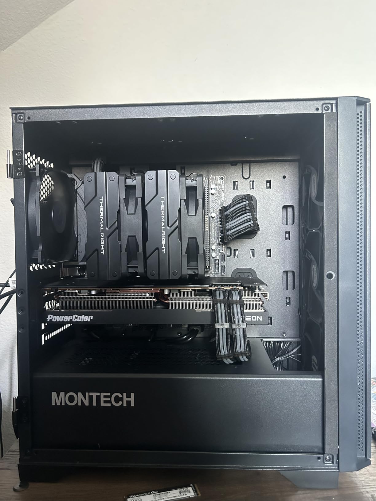 ASRock B650M PG Riptide WiFi AMD Socket AM5 Ryzen 7000 Series Processors Motherboard - Customer Photo 3