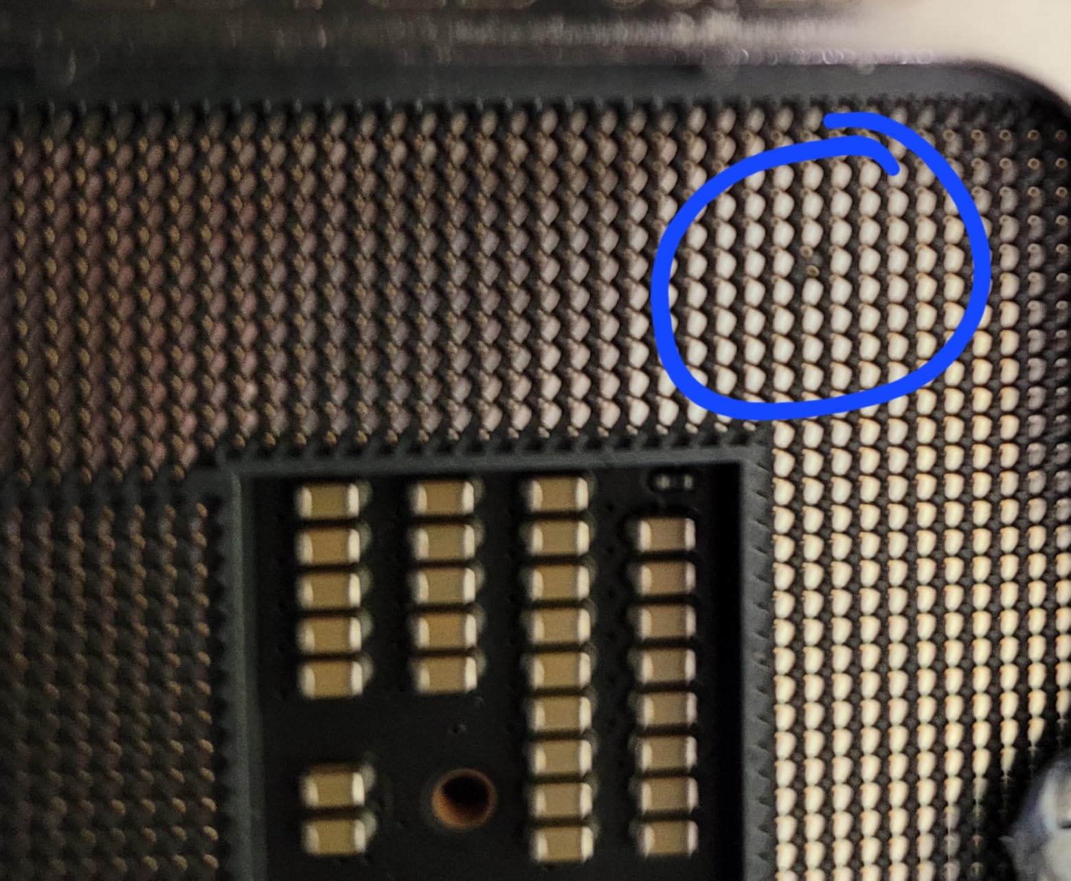 MSI MAG Z790 Tomahawk WiFi Gaming Motherboard (Supports 12th/13th/14th Gen Intel Processors, LGA 1700, DDR5, PCIe 5.0, M.2, 2.5Gbps LAN, USB 3.2 Gen2, HDMI/DP, Wi-Fi 6E, Bluetooth 5.3, ATX) Customer Review MSI MAG Z790 Tomahawk WiFi Gaming Motherboard (Supports 12th/13th/14th Gen Intel Processors, LGA 1700, DDR5, PCIe 5.0, M.2, 2.5Gbps LAN, USB 3.2 Gen2, HDMI/DP, Wi-Fi 6E, Bluetooth 5.3, ATX) - Customer Photo 2