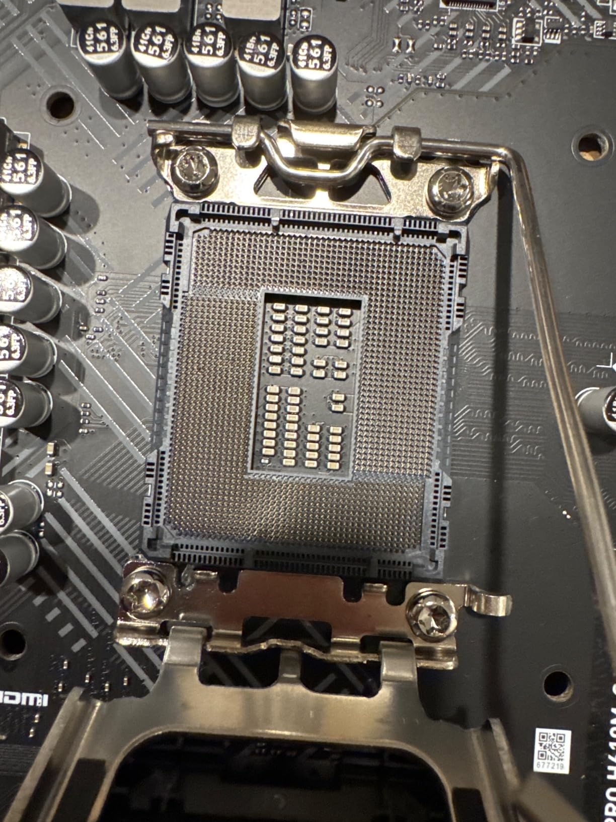 MSI PRO H610M-G WiFi DDR4 ProSeries Motherboard (12th/13th/14th Gen Intel Core, LGA 1700 Socket, DDR4, PCIe 4, 2.5G LAN, SATA 6Gb/s, M.2 Slots, USB 3.2, Wi-Fi 5, Bluetooth 4.2, mATX) - Customer Photo 2