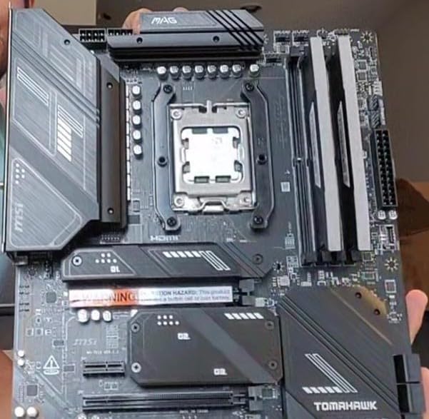 CORSAIR VENGEANCE RGB DDR5 RAM 32GB (2x16GB) 6000MHz CL30-36-36-76 1.40V AMD EXPO Intel XMP Desktop Computer Memory - Gray (CMH32GX5M2B6000Z30K) - Customer Photo 1