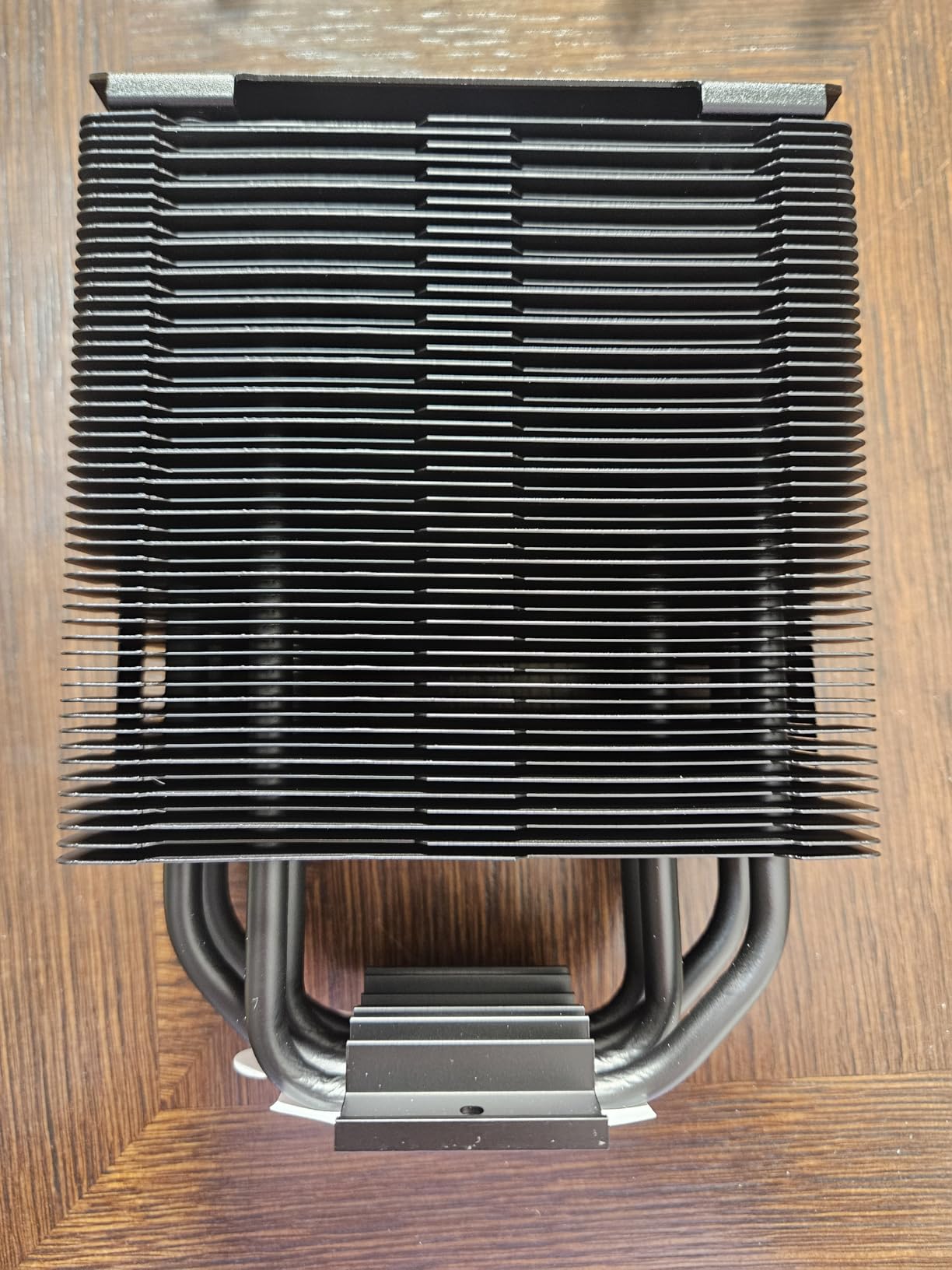 Cooler Master Hyper 212 Halo Black CPU Air Cooler, 120 Halo² PWM Fan, Dual Loop ARGB, Aluminum Top Cover, 4 Copper Heat Pipes, 154mm Tall, AMD Ryzen AM5|AM4, Intel LGA 1851|1700|1200 Brackets - Customer Photo 3
