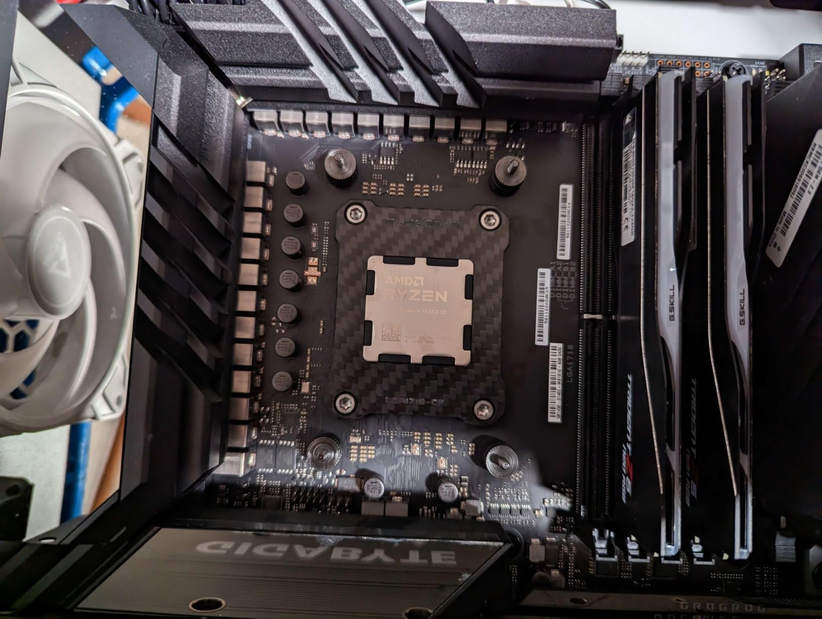 AMD Ryzen 9 7950X3D 16-Core, 32-Thread Desktop Processor Customer Review AMD Ryzen 9 7950X3D 16-Core, 32-Thread Desktop Processor - Customer Photo 1