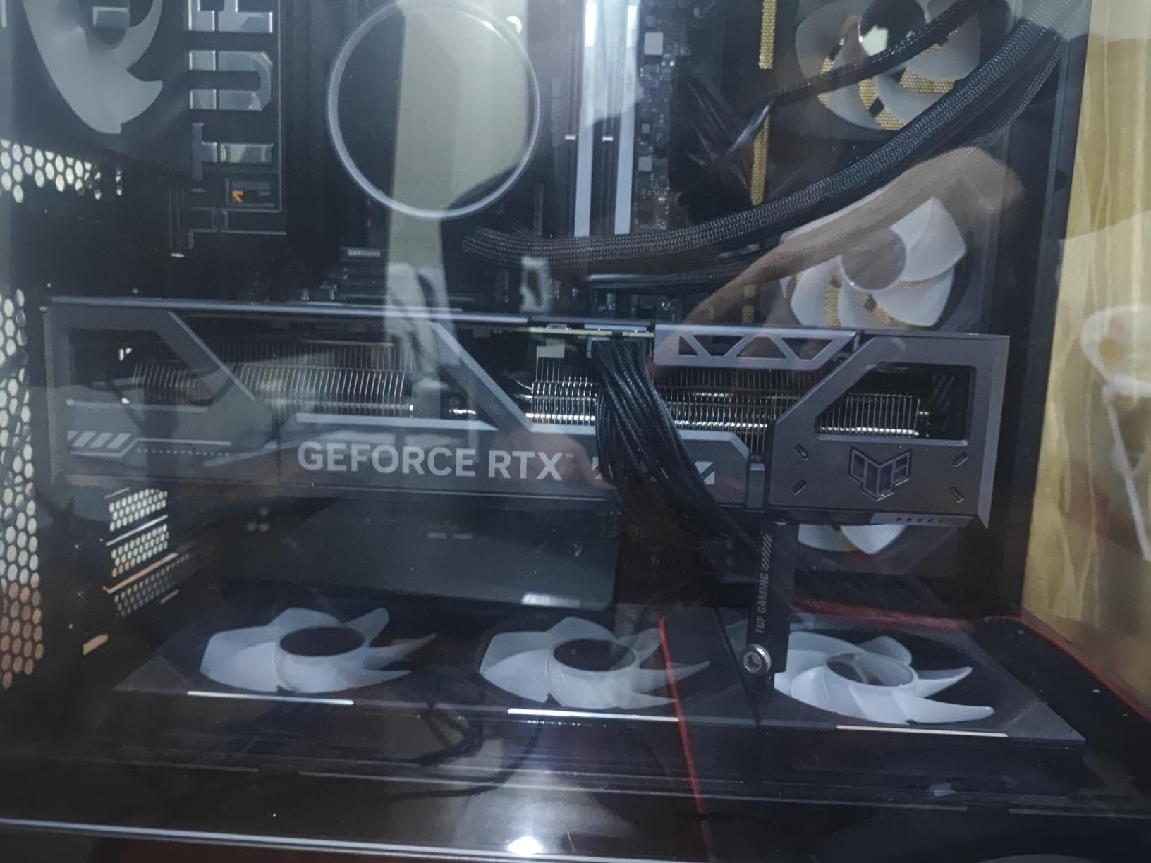 ASUS TUF Gaming NVIDIA GeForce RTX 4080 Super OC Edition Gaming Graphics Card - Customer Photo 1