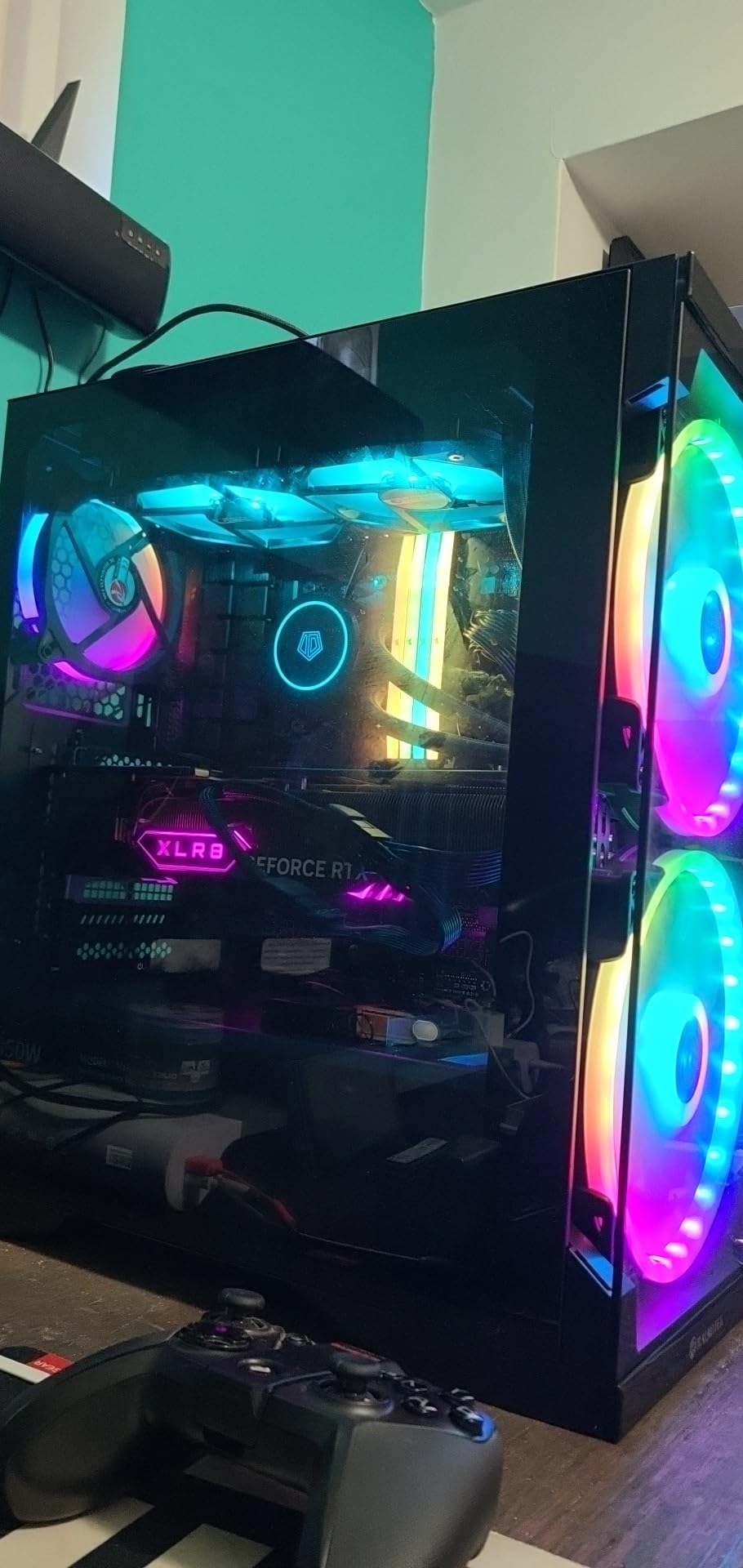 PNY GeForce RTX 4070 Ti Super 16GB XLR8 Gaming Verto Epic-X RGB OC Triple Fan Graphics Card DLSS 3 (ARGB, 256-bit, GDDR6X, PCIe 4.0, HDMI/DisplayPort, incl. Adapter & Support Bracket, 3.3 Slot) - Customer Photo 1