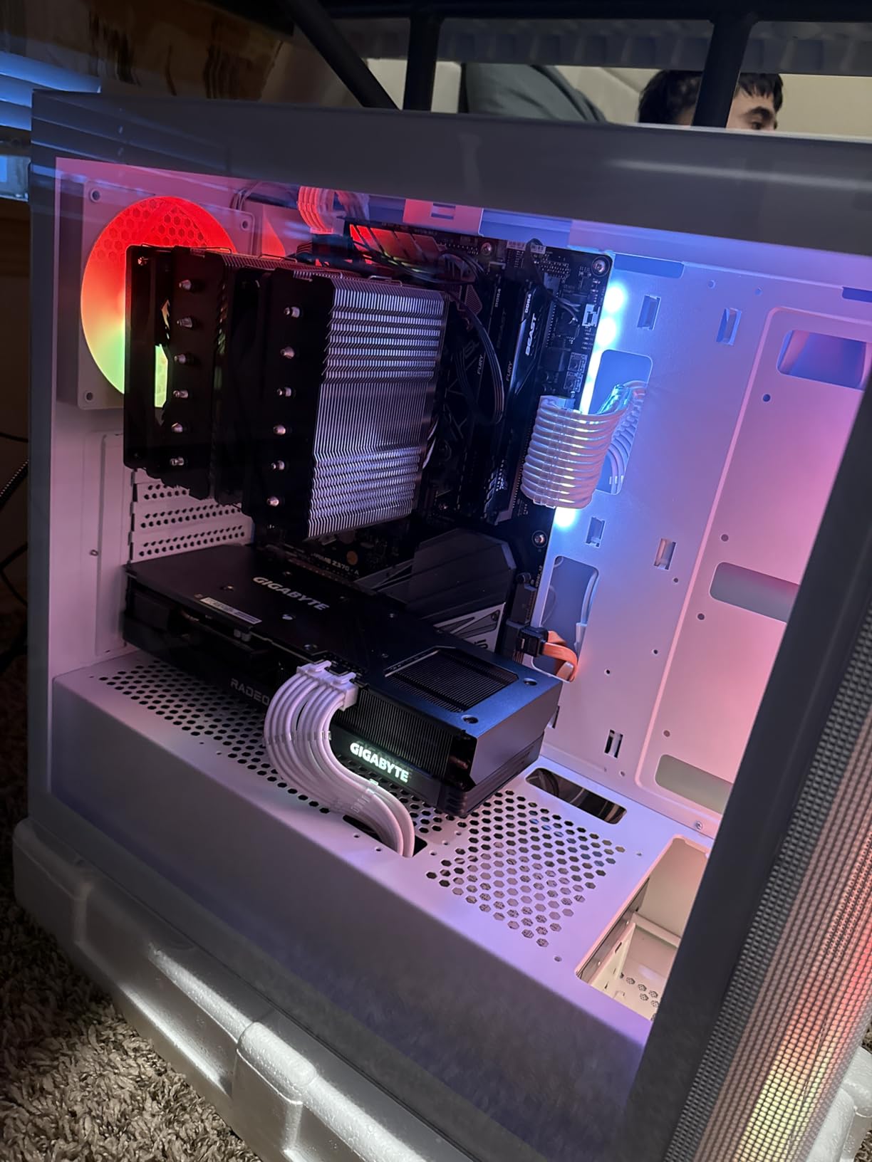 Gigabyte Radeon RX 7600 XT Gaming OC 16GB Graphics Card - 2810 MHz Core - Customer Photo 1