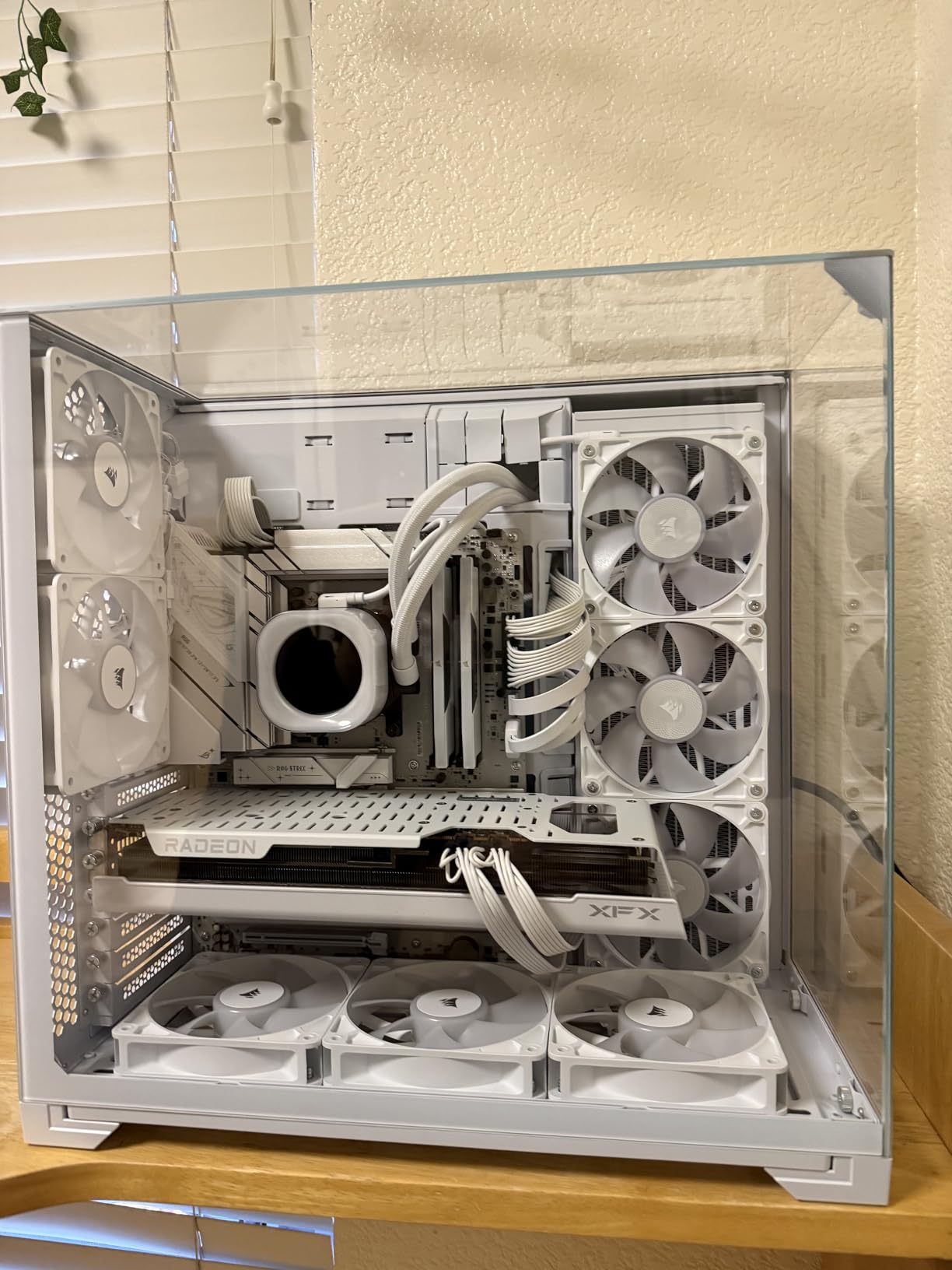 XFX Speedster QICK319 Radeon RX 7800 XT White CORE Gaming Graphics Card with 16GB GDDR6 HDMI 3xDP, AMD RDNA 3 RX-78TQICKW9 Customer Review XFX Speedster QICK319 Radeon RX 7800 XT White CORE Gaming Graphics Card with 16GB GDDR6 HDMI 3xDP, AMD RDNA 3 RX-78TQICKW9 - Customer Photo 1