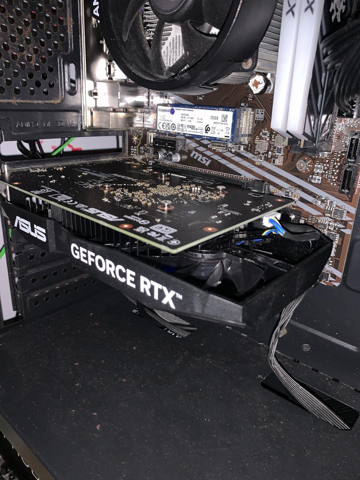 ASUS Dual NVIDIA GeForce RTX 3050 6GB OC Edition Gaming Graphics Card - PCIe 4.0, 6GB GDDR6 Memory, HDMI 2.1, DisplayPort 1.4a, 2-Slot Design, Axial-tech Fan Design, 0dB Technology, Steel Bracket - Customer Photo 2