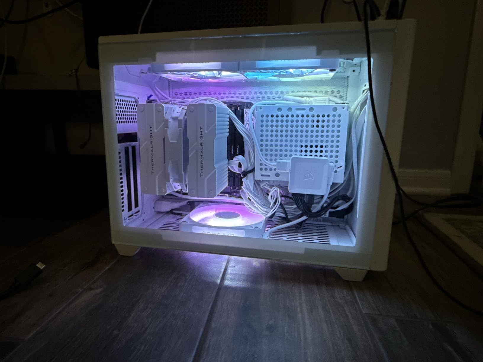 ASRock B650 Steel Legend WiFi 6E AMD Socket AM5 Ryzen 9000 8000 and 7000 Series SATA3 M.2 DDR5 7200+(OC) 256GB SATA3 6.0 Gb/s ATX Motherboard BIOS Flashback - Customer Photo 1