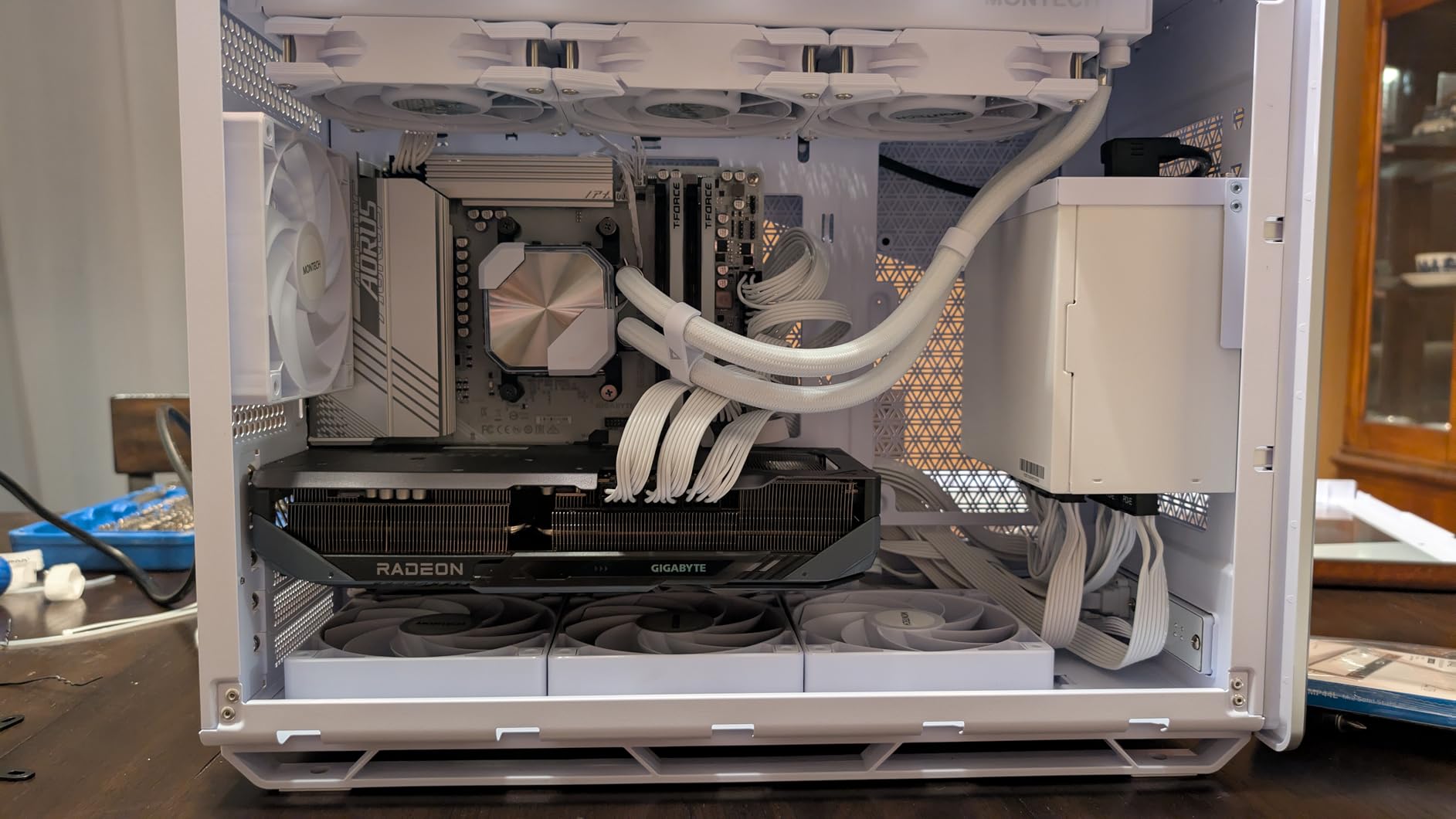 MONTECH HyperFlow ARGB 360 - AIO CPU Liquid Cooler, Intel&AMD Compatible, Chart-Topping Performance, Enhanced 3100RPM Water Pump Design, 3X Metal Pro 12 ARGB Ultimate Cooling Fans - Black - Customer Photo 2