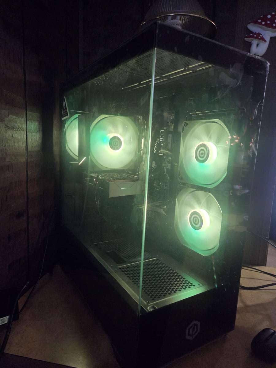 CYBERPOWERPC Gamer Master Gaming PC, AMD Ryzen 5 5500 3.6GHz, Radeon RX 6400 4GB, 16GB DDR4, 500GB PCIe Gen4 SSD, WiFi Ready & Windows 11 Home (GMA3100A) - Customer Photo 1