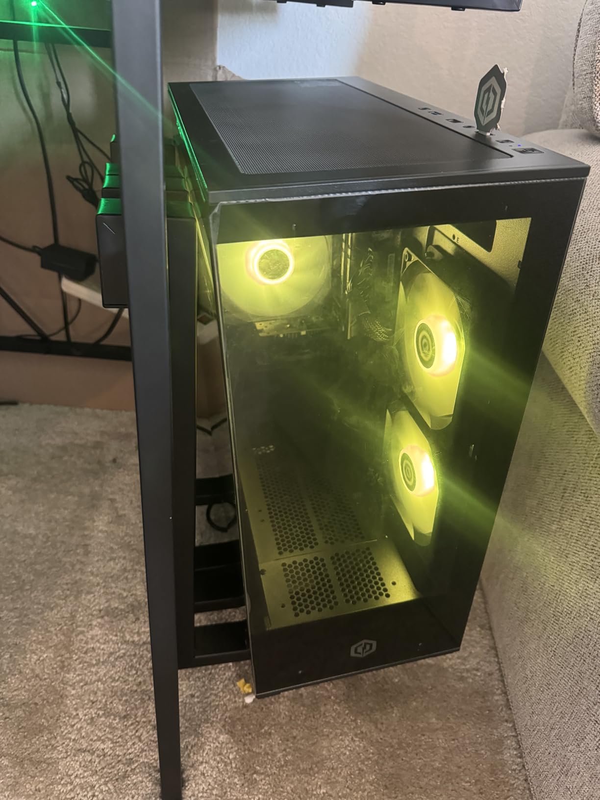 CYBERPOWERPC Gamer Master Gaming PC, AMD Ryzen 5 5500 3.6GHz, Radeon RX 6400 4GB, 16GB DDR4, 500GB PCIe Gen4 SSD, WiFi Ready & Windows 11 Home (GMA3100A) - Customer Photo 3