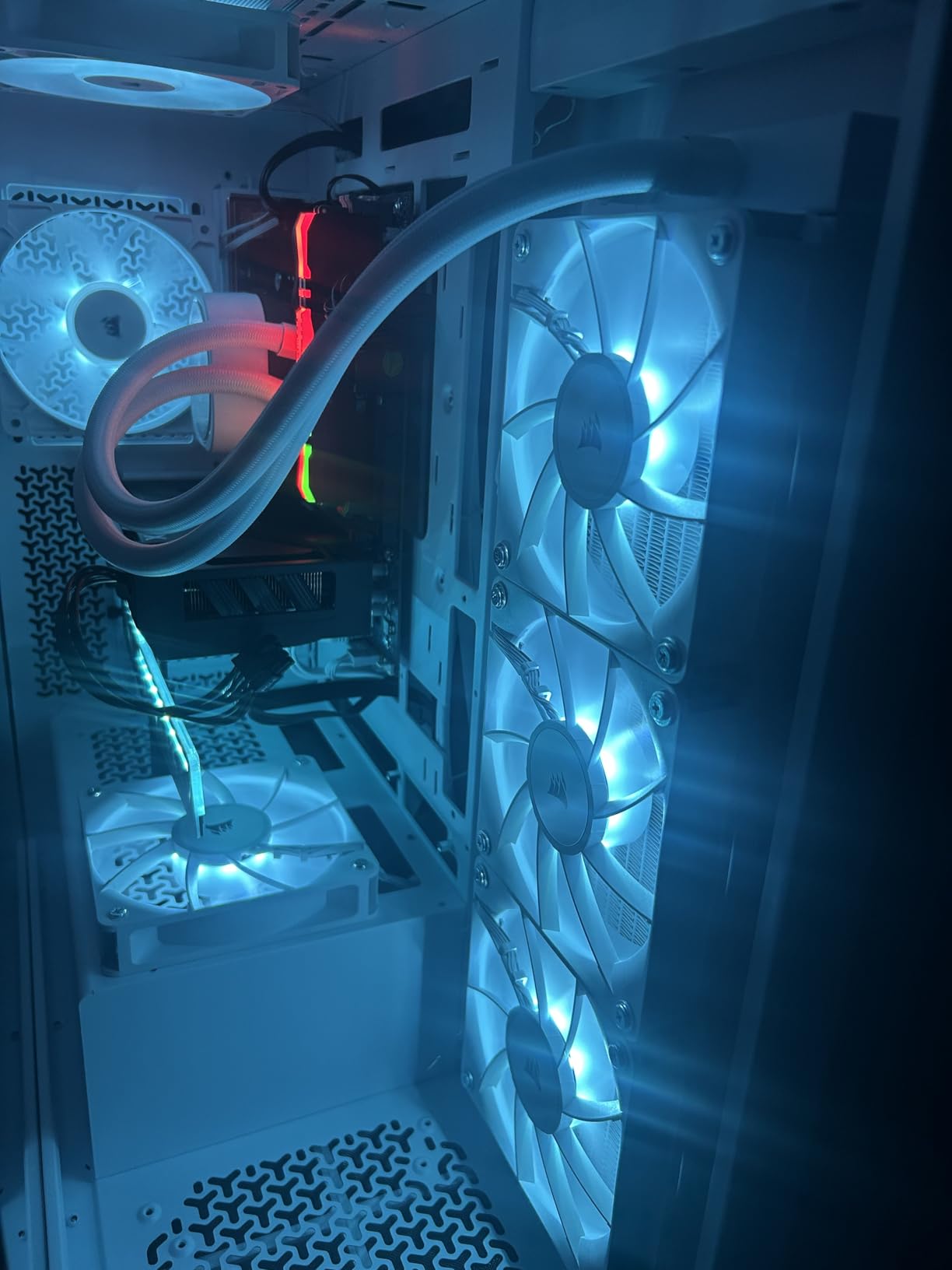 CORSAIR Nautilus 360 RS Liquid CPU Cooler – 360mm AIO – Low-Noise – Direct Motherboard Connection – Daisy-Chain – Intel LGA 1851/1700, AMD AM5/AM4 – 3X RS120 Fans Included – Black - Customer Photo 1