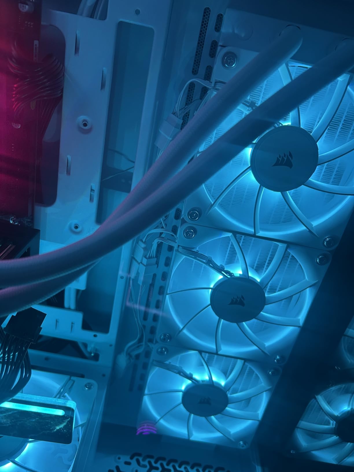 CORSAIR Nautilus 360 RS Liquid CPU Cooler - 360mm AIO - Low-Noise - Direct Motherboard Connection - Daisy-Chain - Intel LGA 1851/1700, AMD AM5/AM4 - 3X RS120 Fans Included - Black - Customer Photo 4