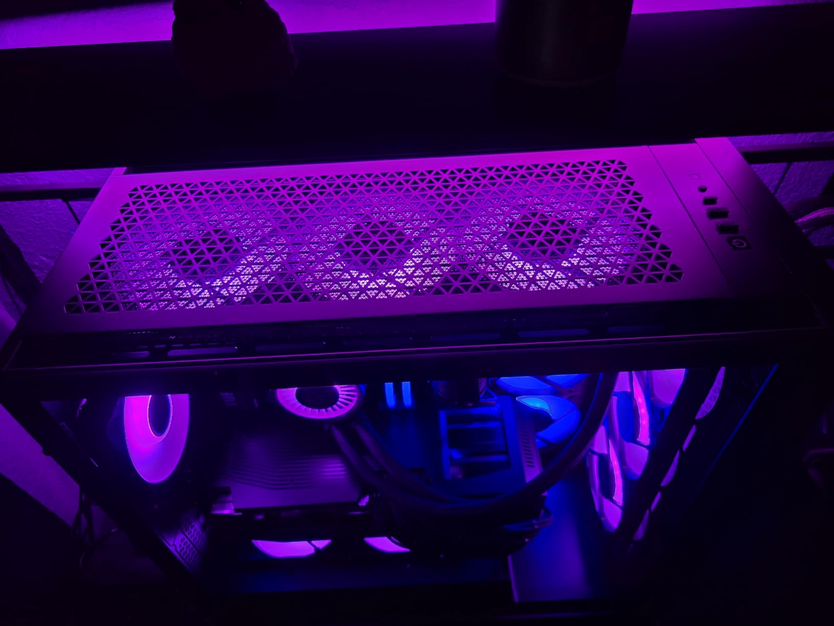 ARCTIC Liquid Freezer III Pro 360 A-RGB - AIO CPU Cooler, 3 x 120 mm Water Cooling, 38 mm Radiator, PWM Pump, VRM Fan, Intel LGA1851/1700 Contact Frame - Black - Customer Photo 2