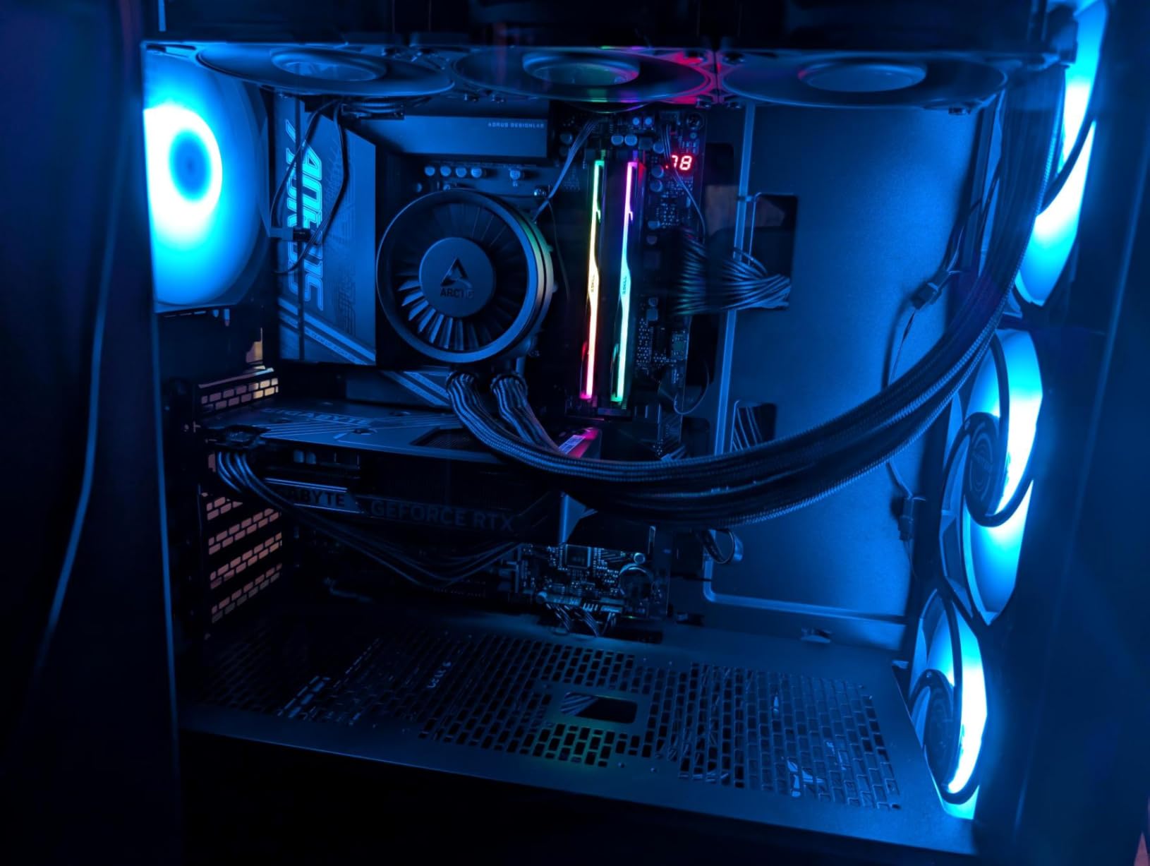 ARCTIC Liquid Freezer III Pro 360 - AIO CPU Cooler, 3 x 120 mm Water Cooling, 38 mm Radiator, PWM Pump, VRM Fan, AMD AM5/AM4, Intel LGA1851/1700 Contact Frame - Black - Customer Photo 1