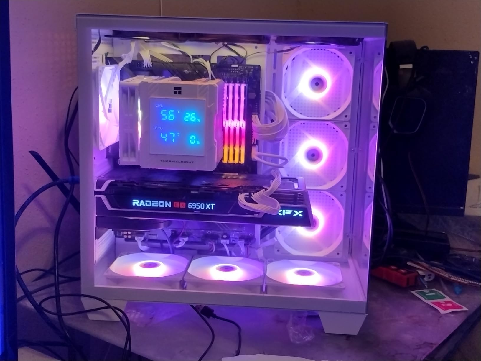 Thermalright Peerless Assassin 120 Digital ARGB Black CPU Air Cooler, Digital Screen Top Cover,6 Heatpipes Computer CPU Cooler, for AM4/AM5,Intel LGA1700/1851/1150/1151/1200, PC Cooler-Black ARGB - Customer Photo 1