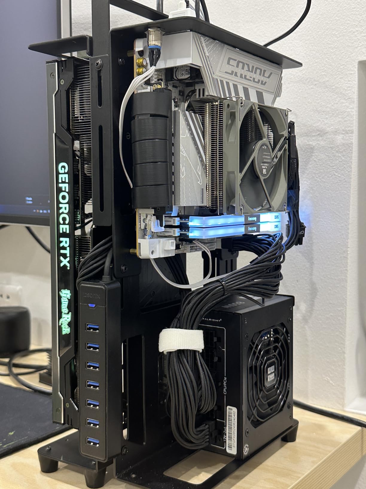 GIGABYTE B860I AORUS PRO ICE Intel Core Ultra (Series 2) LGA 1851 Motherboard, Mini-ITX, DDR5, 2X M.2, PCIe 5.0, Thunderbolt 4, WIFI7, 2.5GbE LAN, EZ-Latch Customer Review GIGABYTE B860I AORUS PRO ICE Intel Core Ultra (Series 2) LGA 1851 Motherboard, Mini-ITX, DDR5, 2X M.2, PCIe 5.0, Thunderbolt 4, WIFI7, 2.5GbE LAN, EZ-Latch - Customer Photo 1