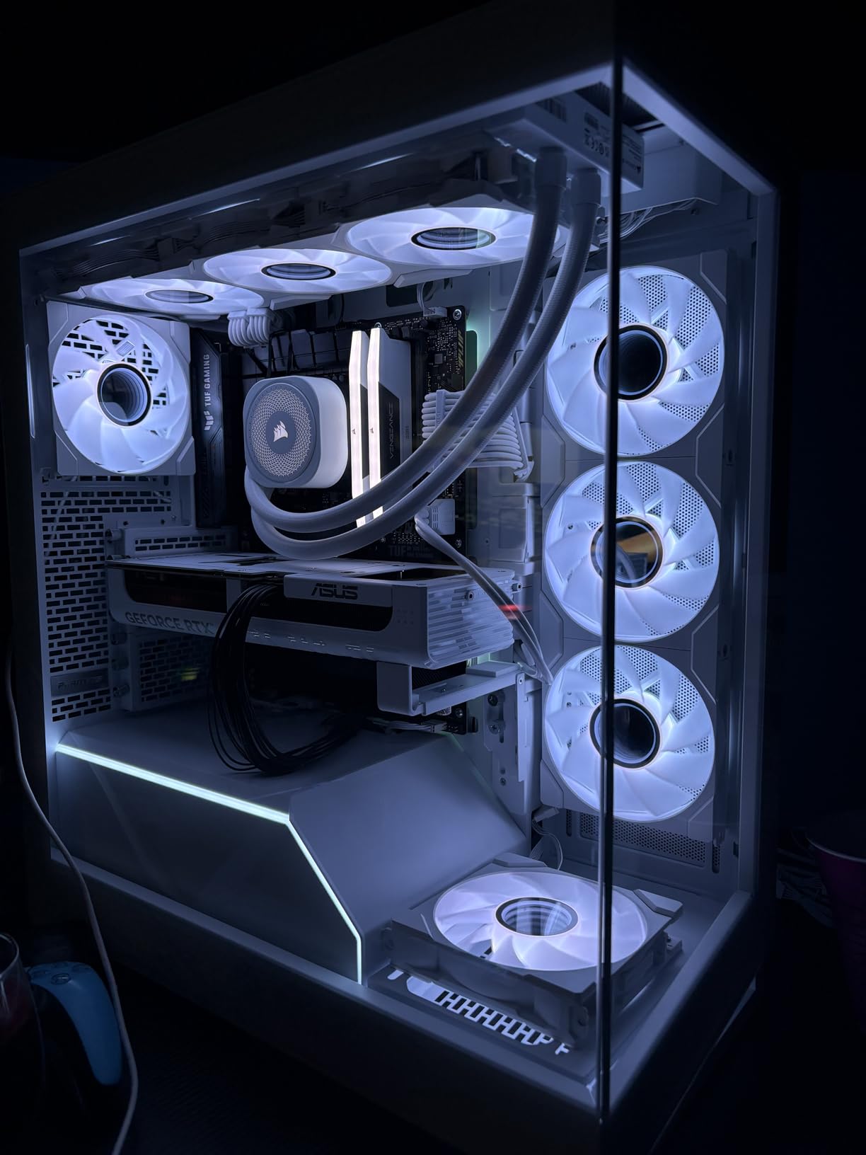 ASUS The SFF-Ready Prime GeForce RTX 5070 12GB GDDR7 Graphics Card (PCIe 5.0, 12GB GDDR7, HDMI/DP 2.1, 2.5-Slot, Axial-tech Fans, Dual BIOS) Customer Review ASUS The SFF-Ready Prime GeForce RTX 5070 12GB GDDR7 Graphics Card (PCIe 5.0, 12GB GDDR7, HDMI/DP 2.1, 2.5-Slot, Axial-tech Fans, Dual BIOS) - Customer Photo 4