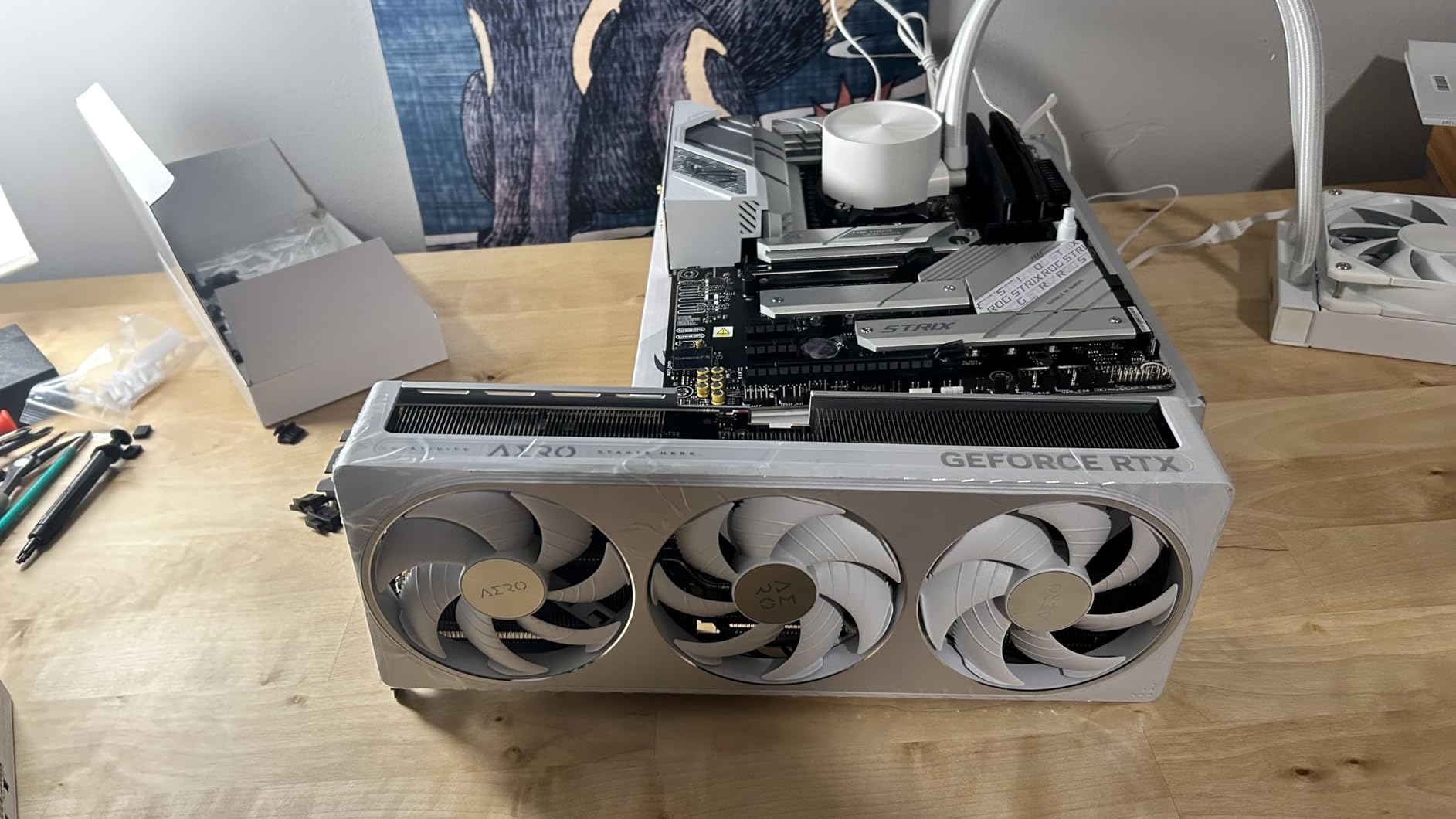 GIGABYTE GeForce RTX 5070 AERO OC 12G Graphics Card, 12GB 192-bit GDDR7, PCIe 5.0, WINDFORCE Cooling System, GV-N5070AERO OC-12GD Video Card, Compatible with Desktop customer photo 2