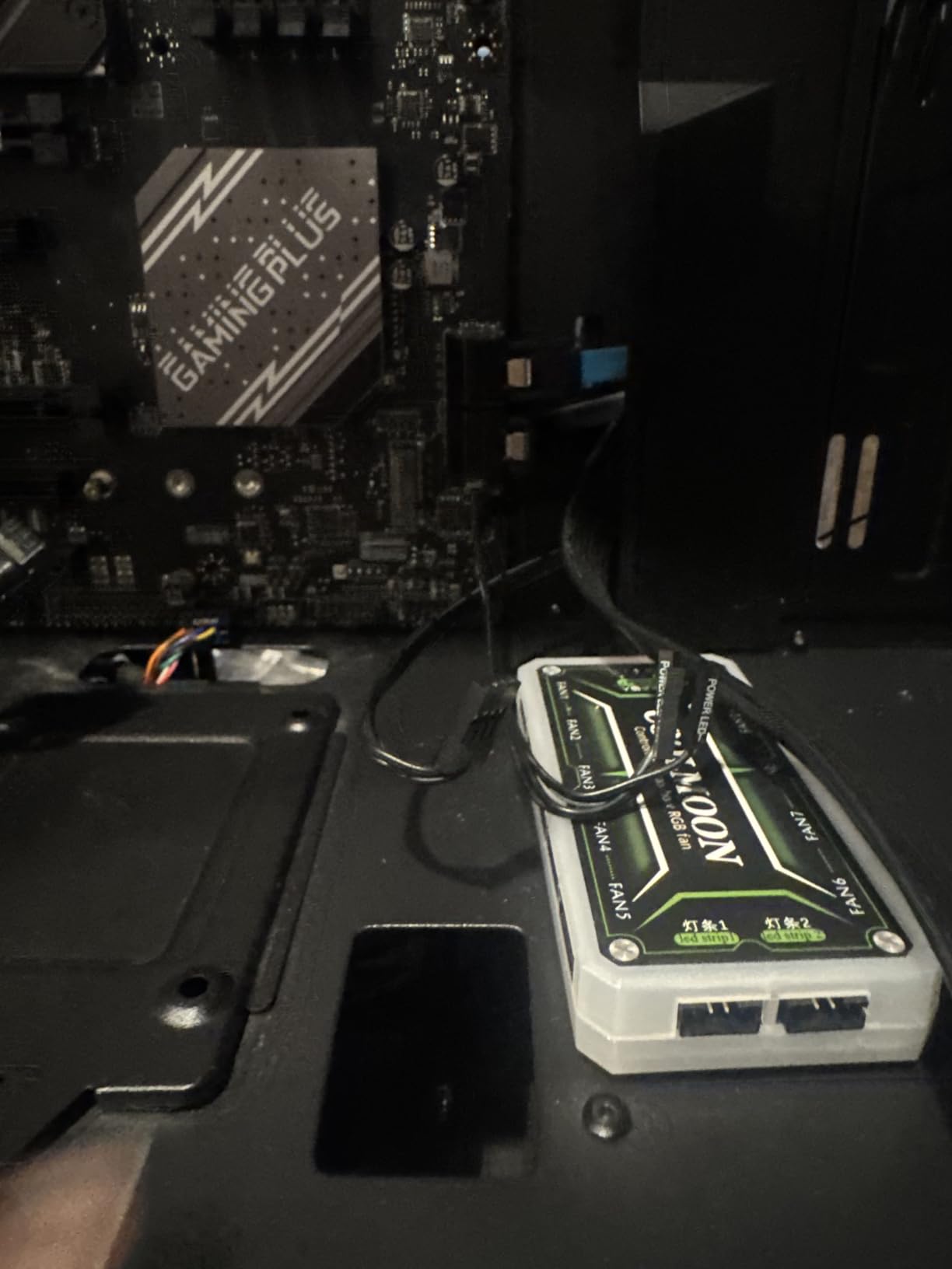 Micro Center CPU Motherboard Combo - Intel Core Ultra 7 265K 20-Cores Unlocked Desktop Processor with Msi MAG Z890 Tomahawk WiFi Gaming LGA 1851 ATX Motherboard - Customer Photo 4