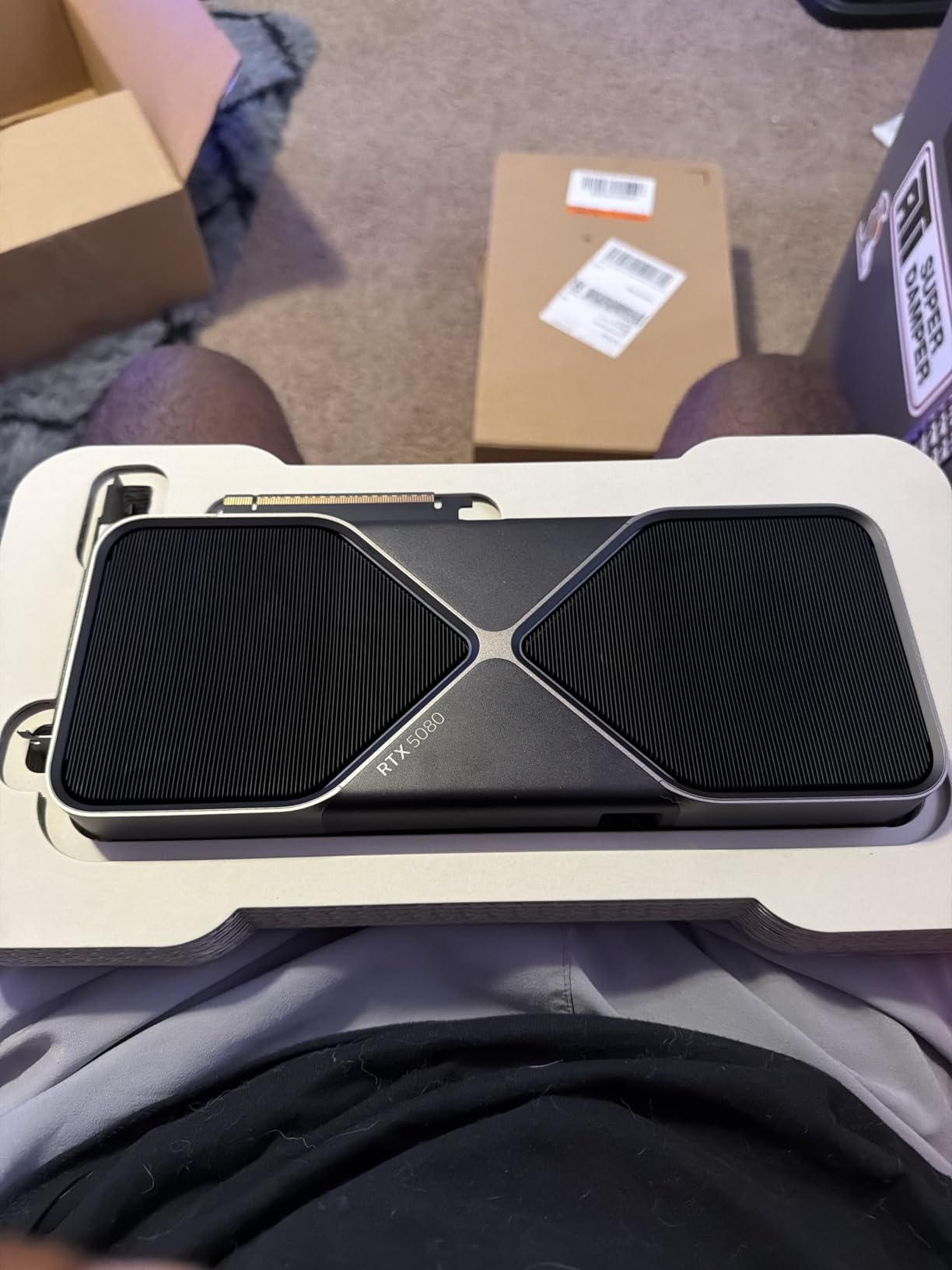 NVIDIA GeForce RTX 5080 Founders Edition - Customer Photo 1