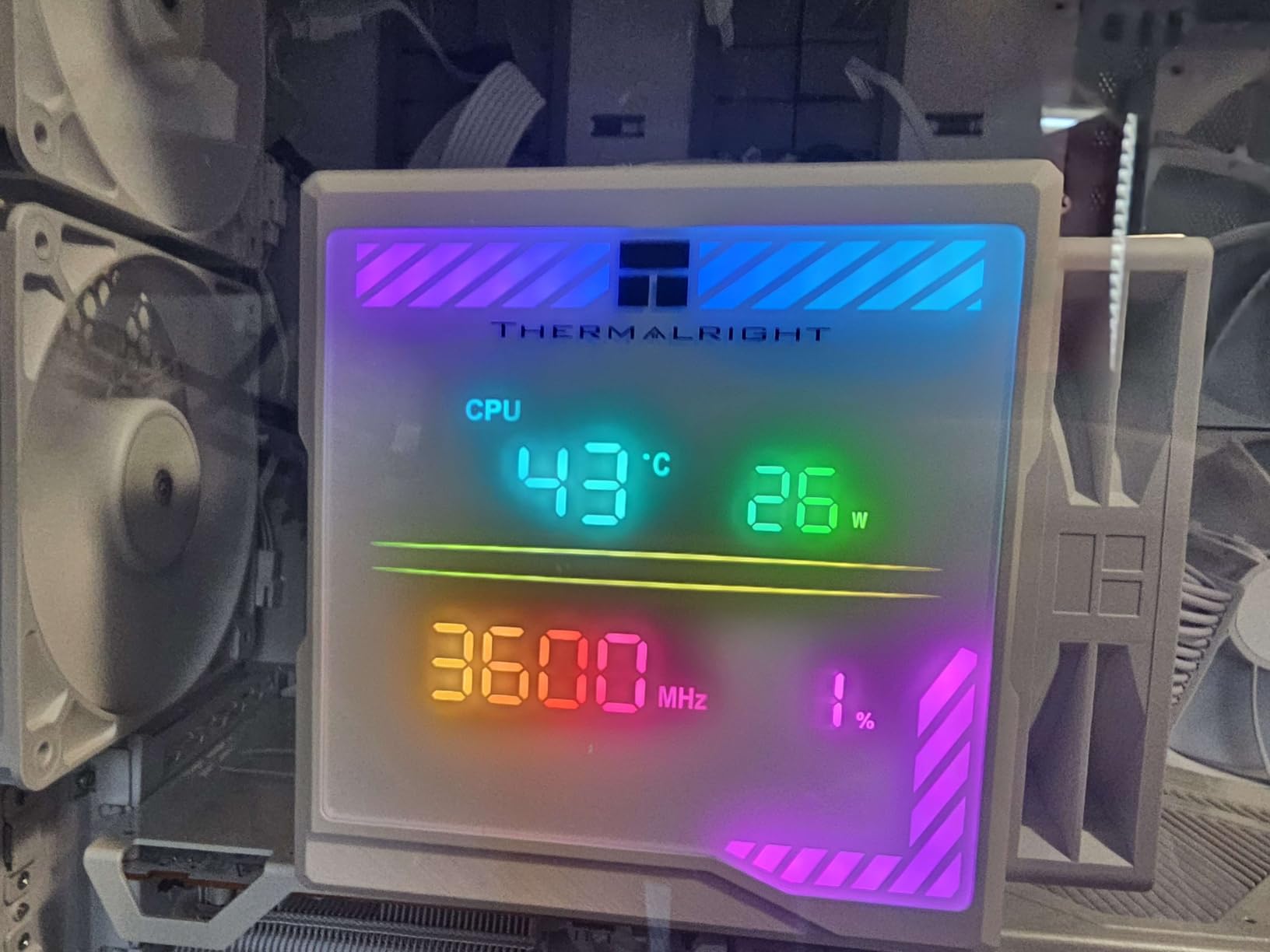 Thermalright Peerless Assassin 140 Digital Black CPU Cooler Air with 6 Heatpipes, Magnetic Display Board Top Cover,Heatsink CPU Cooler, for AM4/AM5 and Intel lga1700/1851/1150/1151/1200/2011 Customer Review Thermalright Peerless Assassin 140 Digital Black CPU Cooler Air with 6 Heatpipes, Magnetic Display Board Top Cover,Heatsink CPU Cooler, for AM4/AM5 and Intel lga1700/1851/1150/1151/1200/2011 - Customer Photo 1