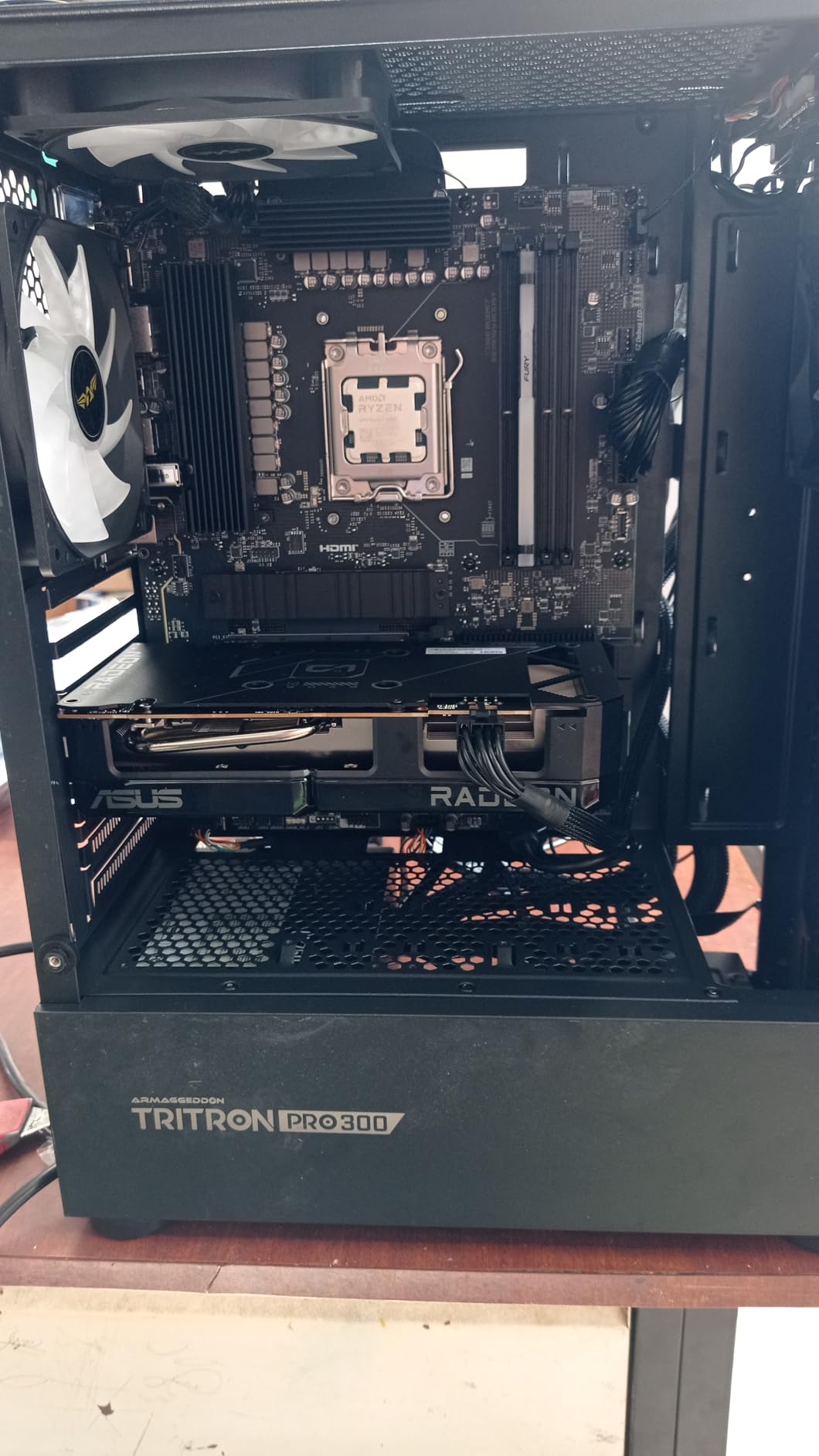 MSI PRO B850-S WIFI6E Motherboard, ATX - Supports AMD Ryzen 9000/8000 / 7000 Processors, AM5 - DDR5 Memory Boost (8200+ MT/s OC), PCIe 4.0 x16, M.2 Gen5, Wi-Fi 6E, 2.5G LAN Customer Review MSI PRO B850-S WIFI6E Motherboard, ATX - Supports AMD Ryzen 9000/8000 / 7000 Processors, AM5 - DDR5 Memory Boost (8200+ MT/s OC), PCIe 4.0 x16, M.2 Gen5, Wi-Fi 6E, 2.5G LAN - Customer Photo 2