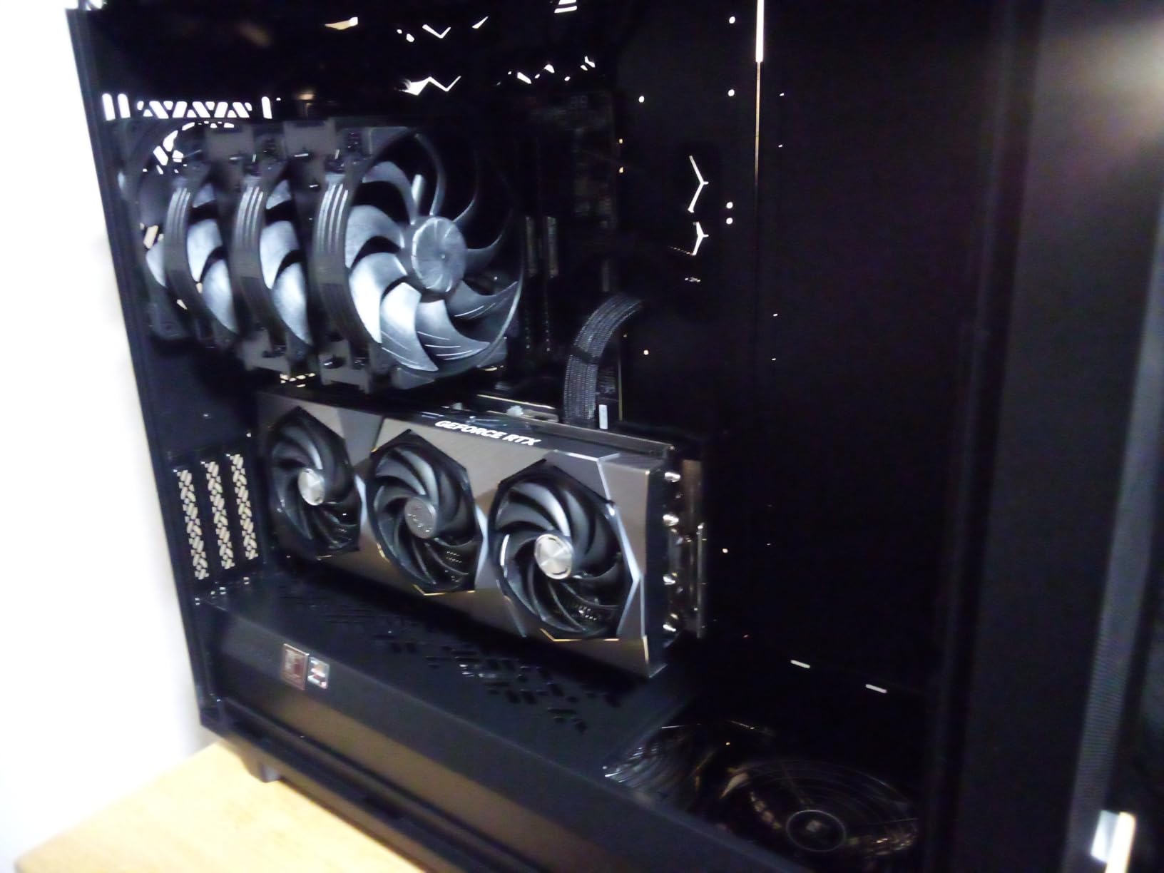 NH-D15 G2 chromax.Black Premium Dual Tower CPU Cooler for AMD AM5/AM4 and Intel LGA1851/LGA1700/LGA1200 (Black) - Customer Photo 3