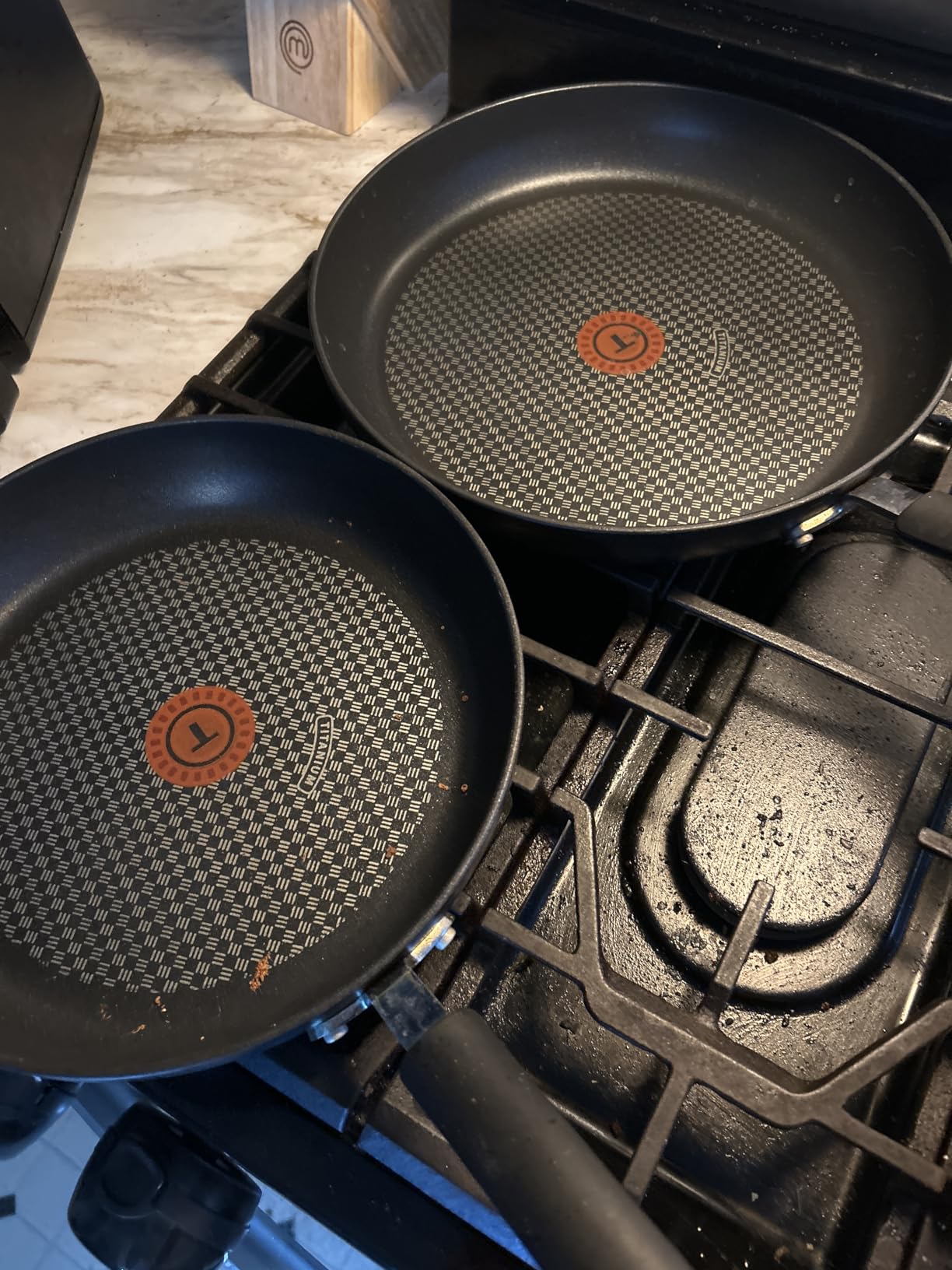 T-Fal Ultimate Hard Anodized Nonstick Pots and Pans Set 17 Piece, Nonstick Cookware Set with Fry Pan, Saucepans, Saute-Pan, Griddle, Dishwasher Safe, Onyx customer photo 1